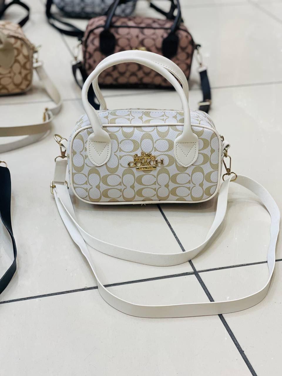 Coach Bag Model Beyaz-Krem Kadın Çanta