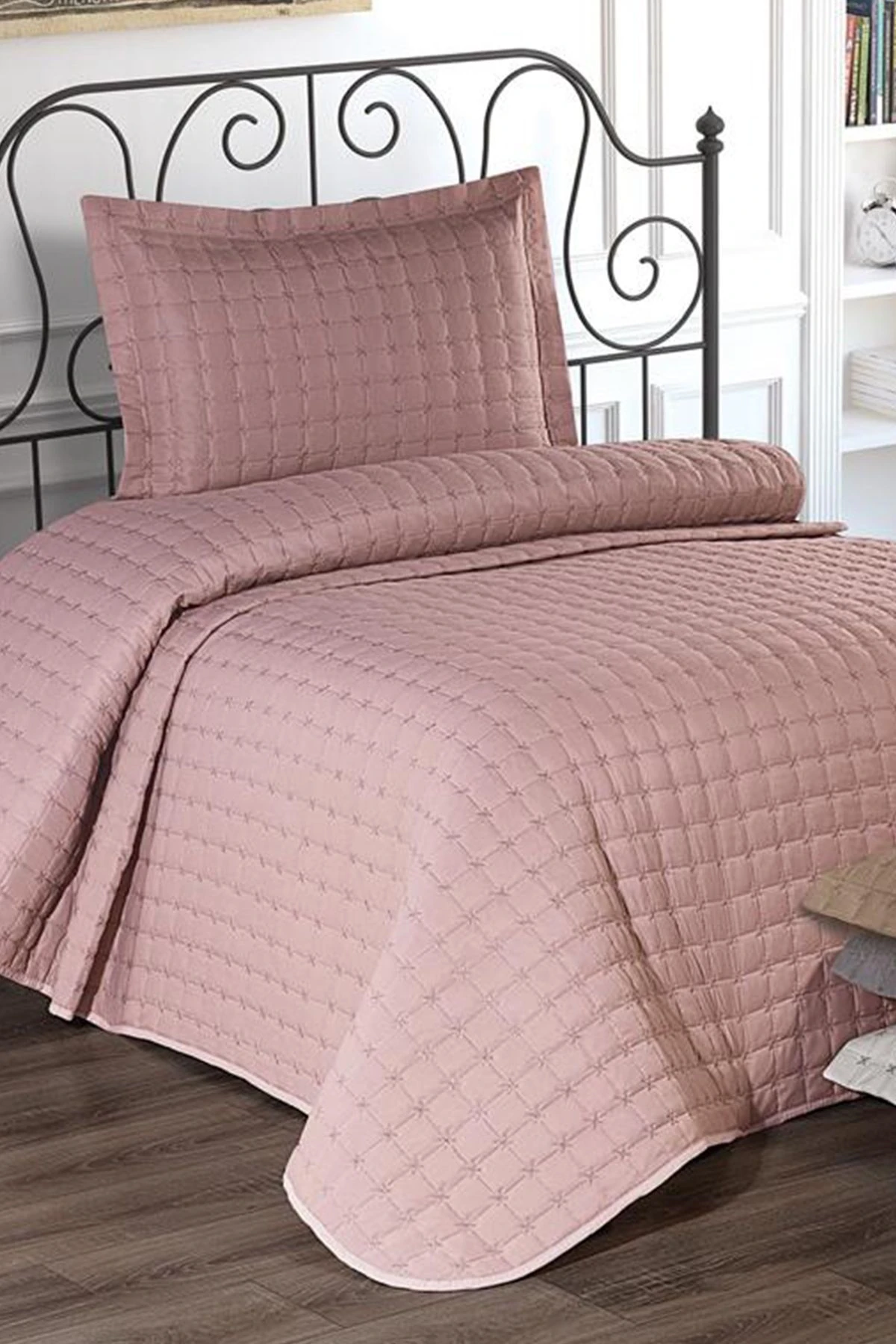 Yıldız Tek Kişilik Kapitoneli Yatak Örtüsü  - Pudra