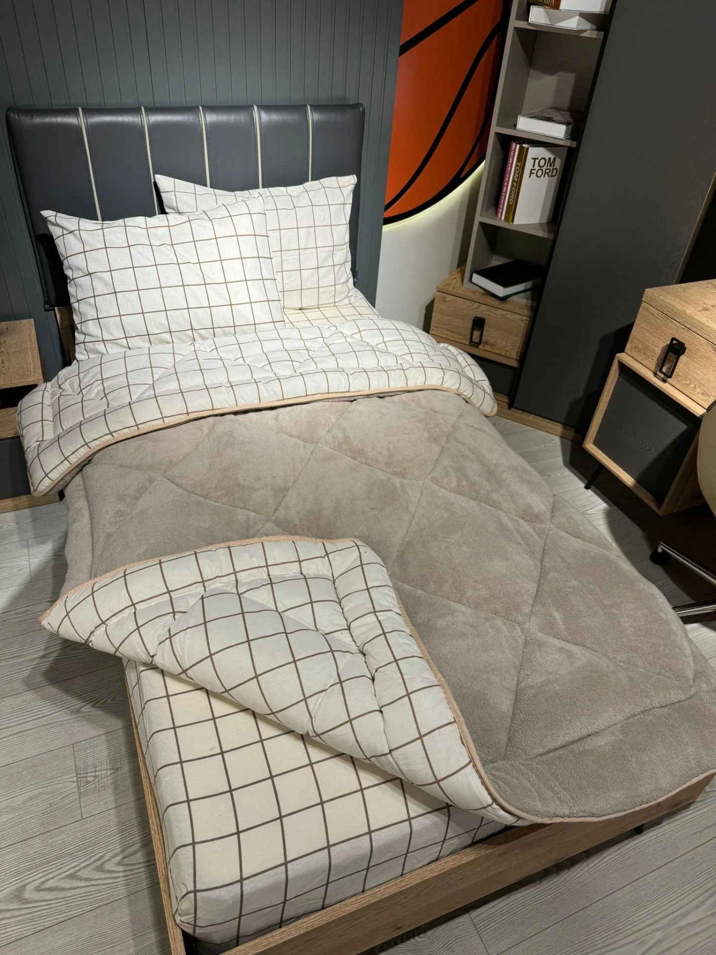 Krem Kare Tek Kişilik Welsoft Pufidik Uyku Seti Love (Lastikli Çarşaflı)