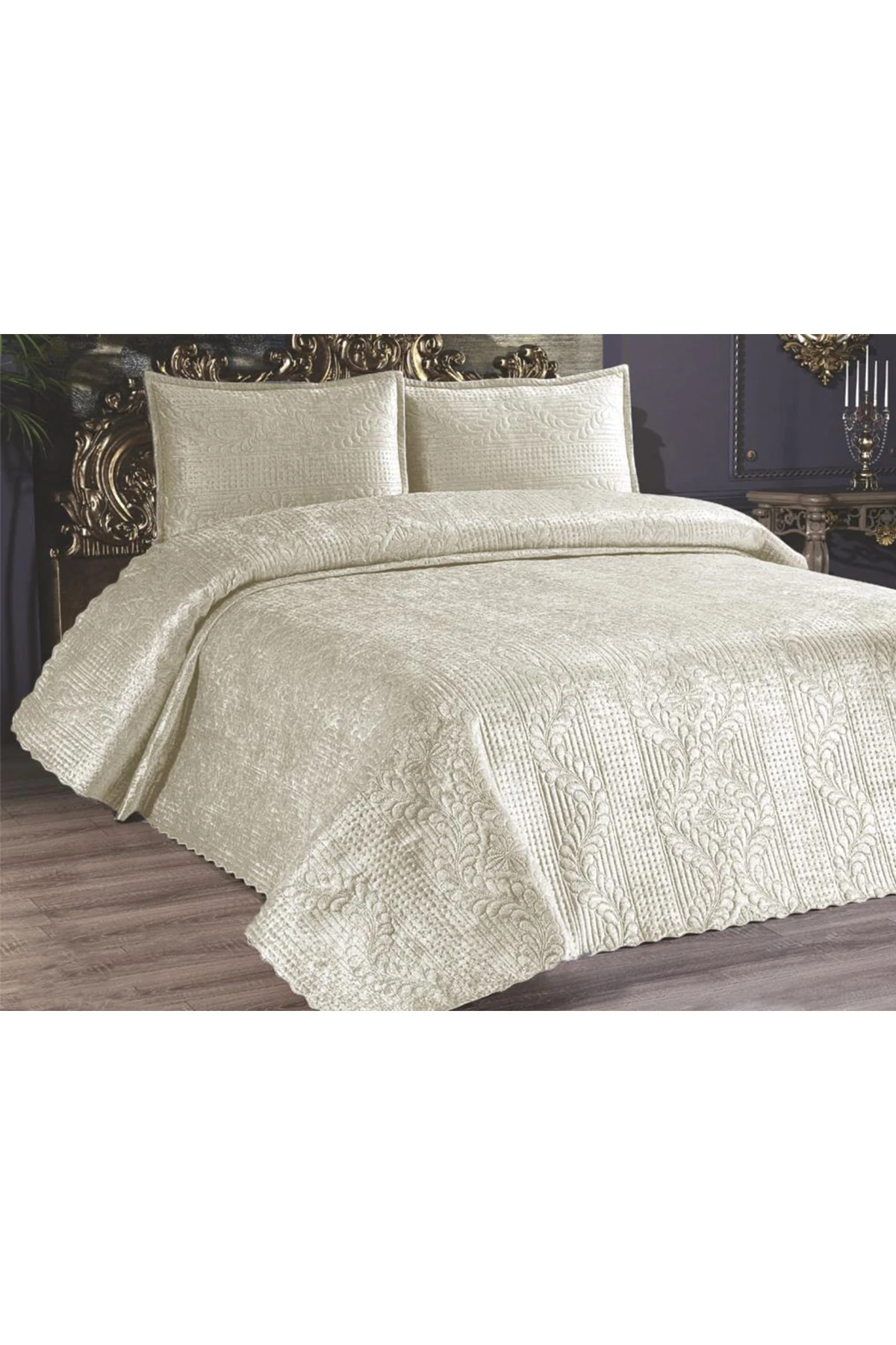 Velica Çift Kişilik Kadife Yatak Örtüsü