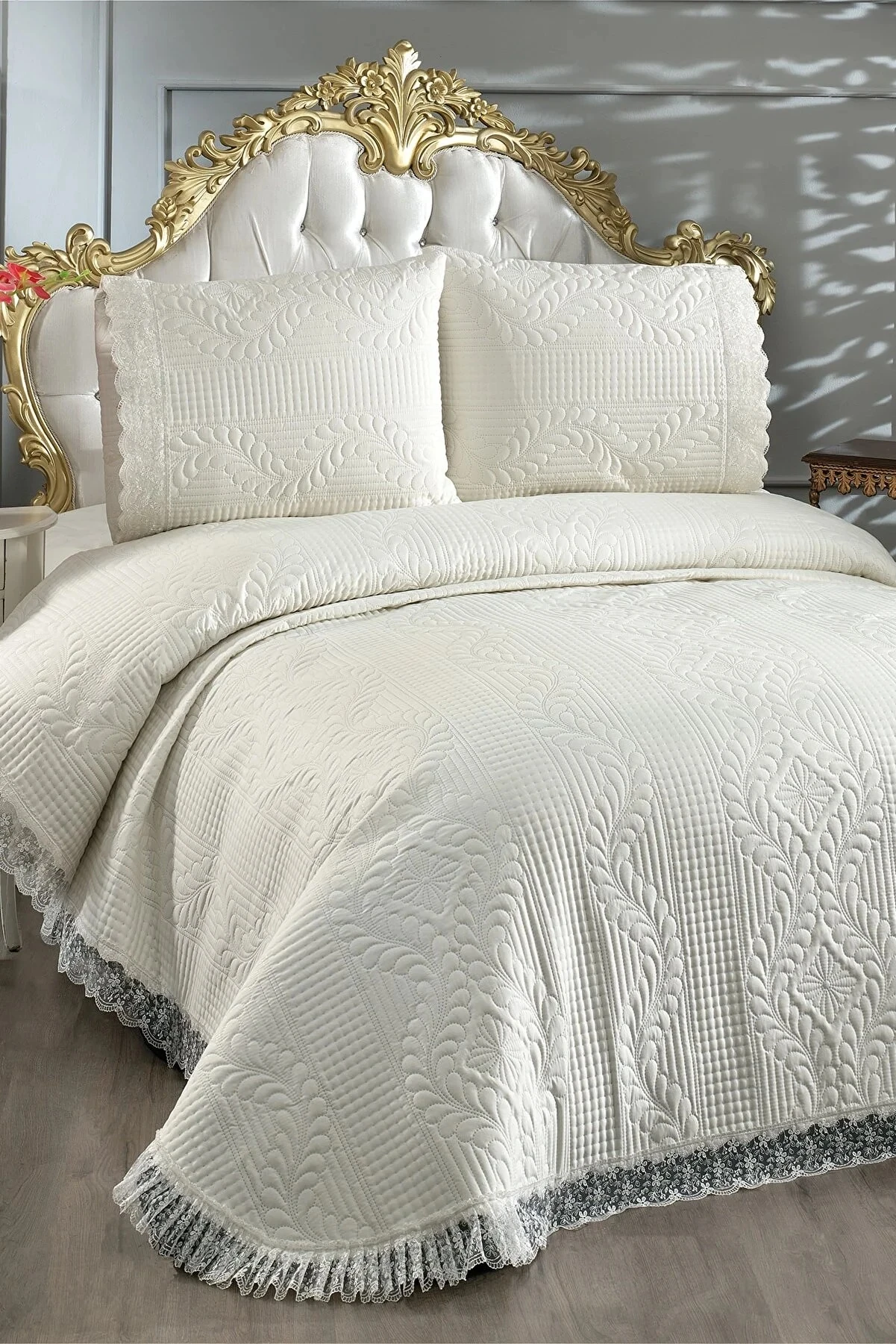 Siena Dantelli Yatak Örtüsü Çift Kişilik - Beyaz