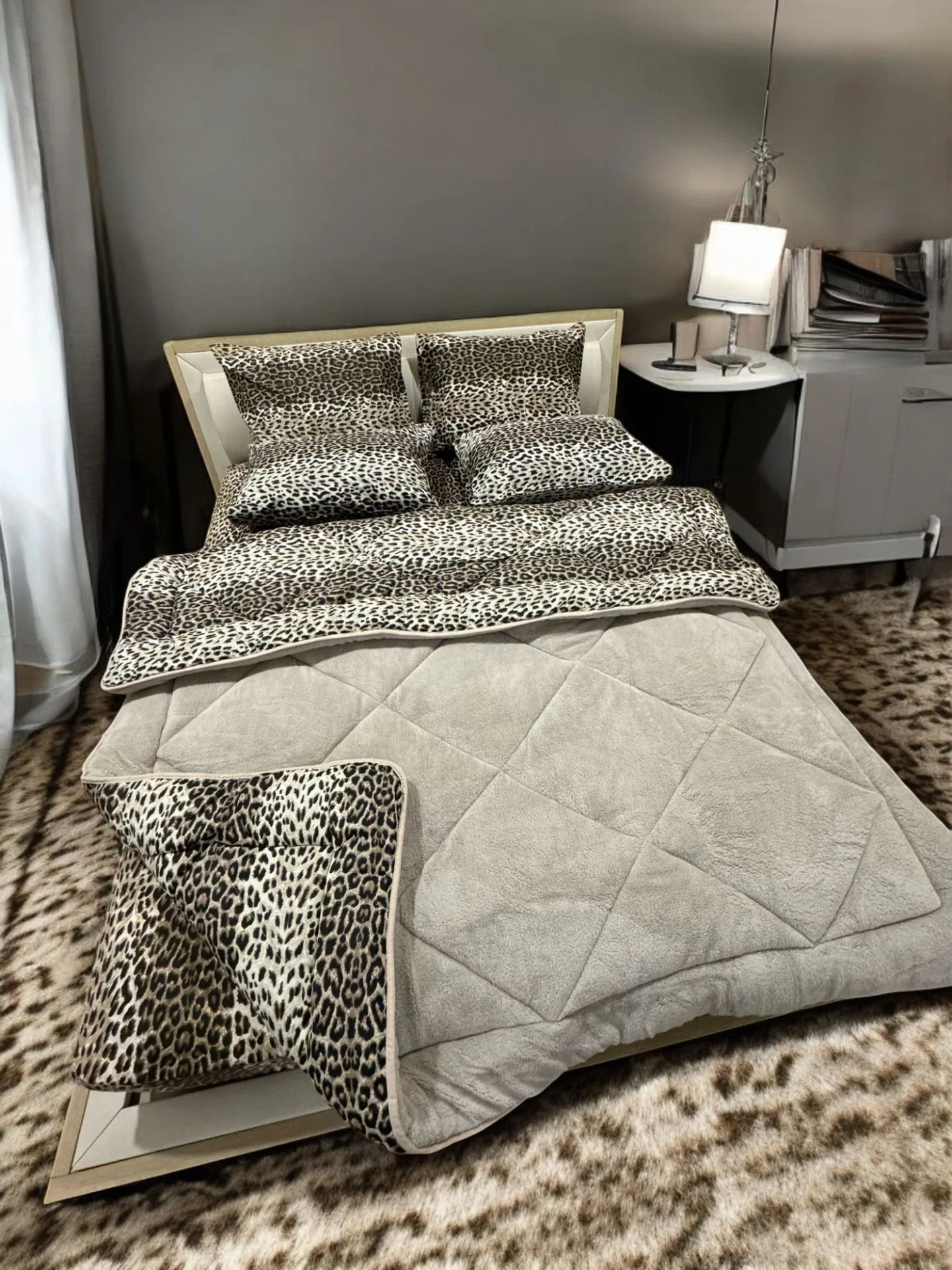 Leopar Desenli Çift Kişilik Welsoft Pufidik Uyku Seti  (Lastikli Çarşaflı)