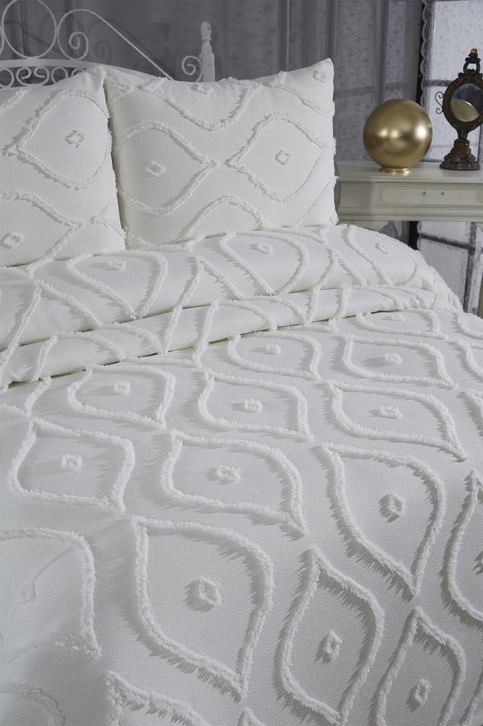 Piroz 3 Parça Çift Kişilik Pike Takımı