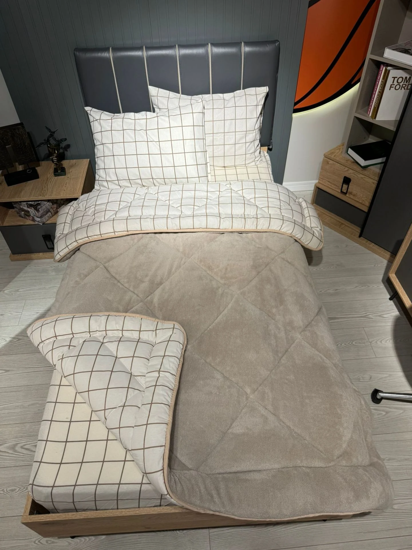 Krem Kare Tek Kişilik Welsoft Pufidik Uyku Seti Love (Lastikli Çarşaflı)