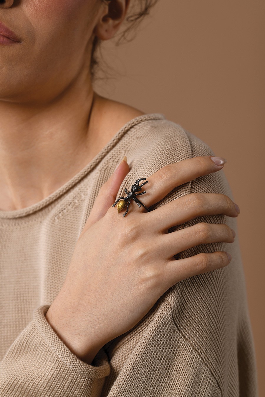 CONSCIOUS ANT RING