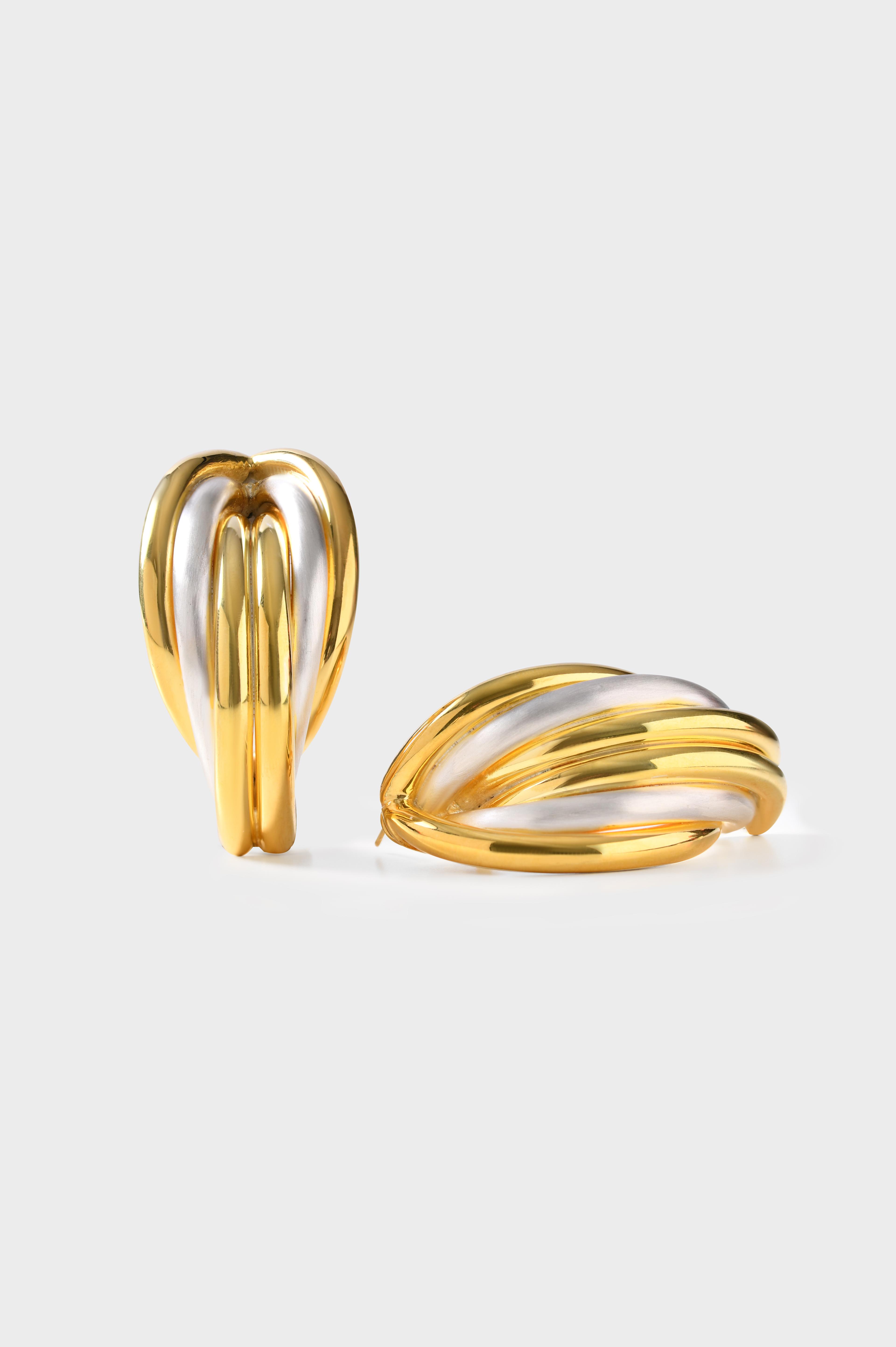 HUGE PIPE EARRINGS - GOLD