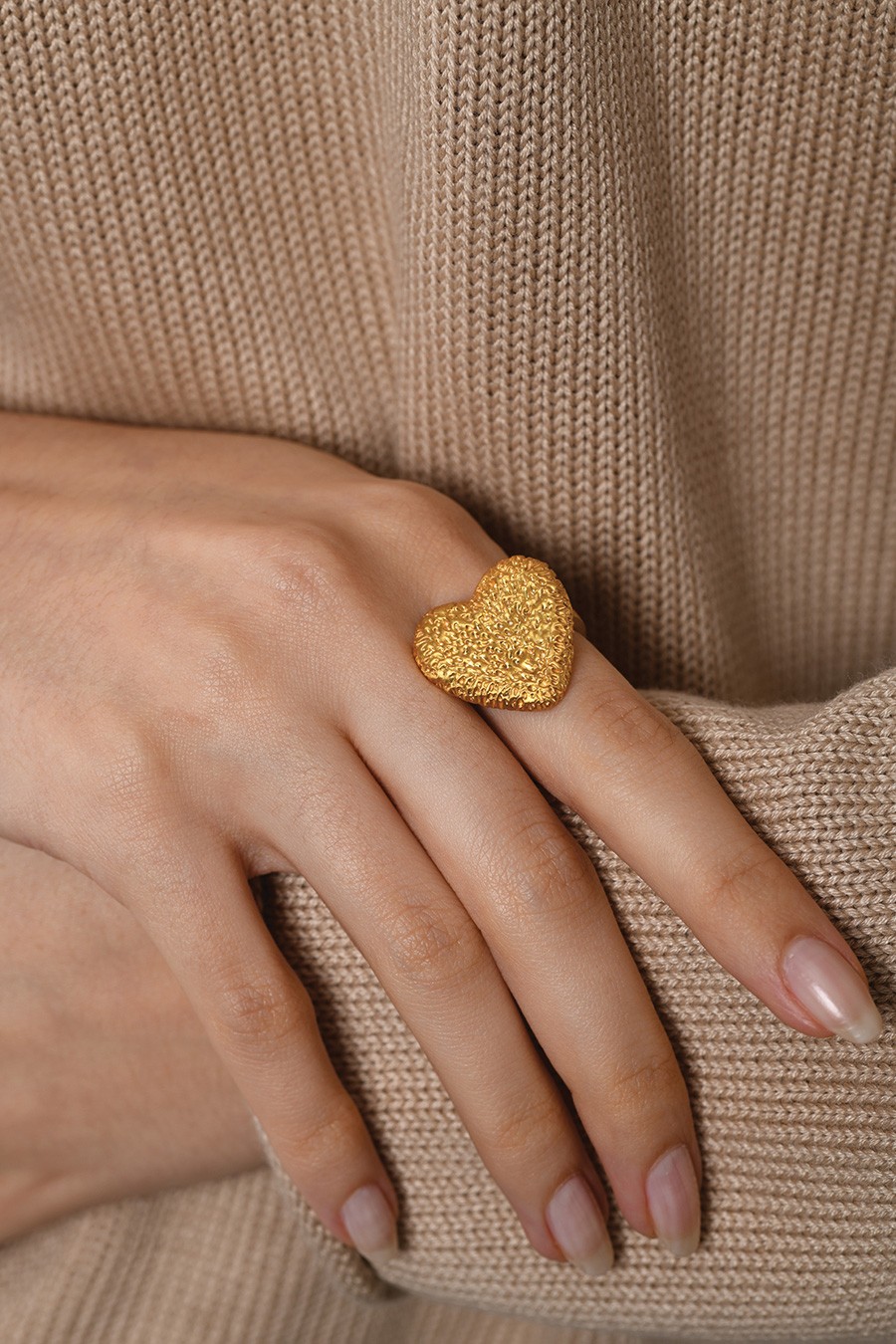 HEART RING