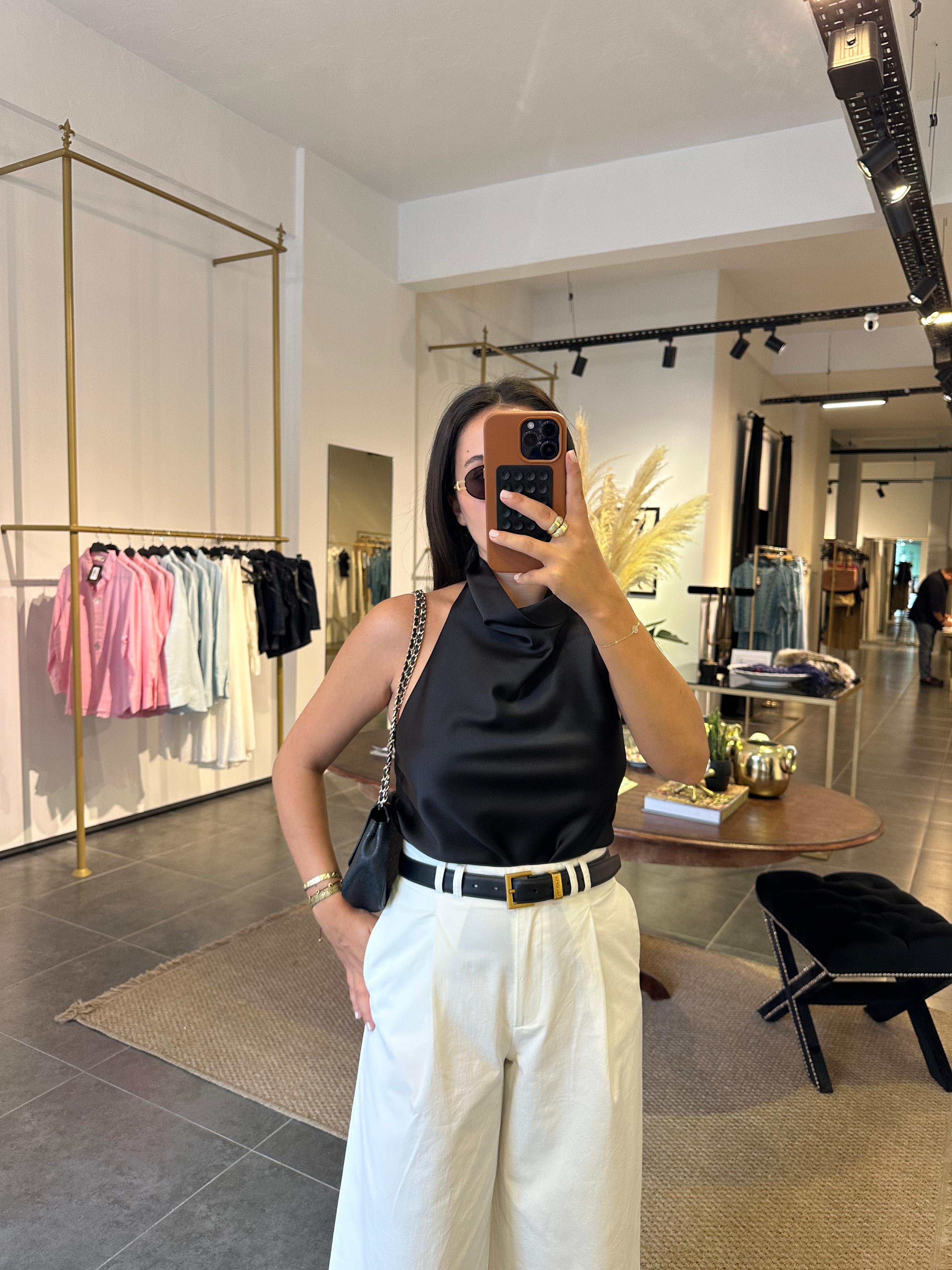 2956 Siyah Saten Bluz 