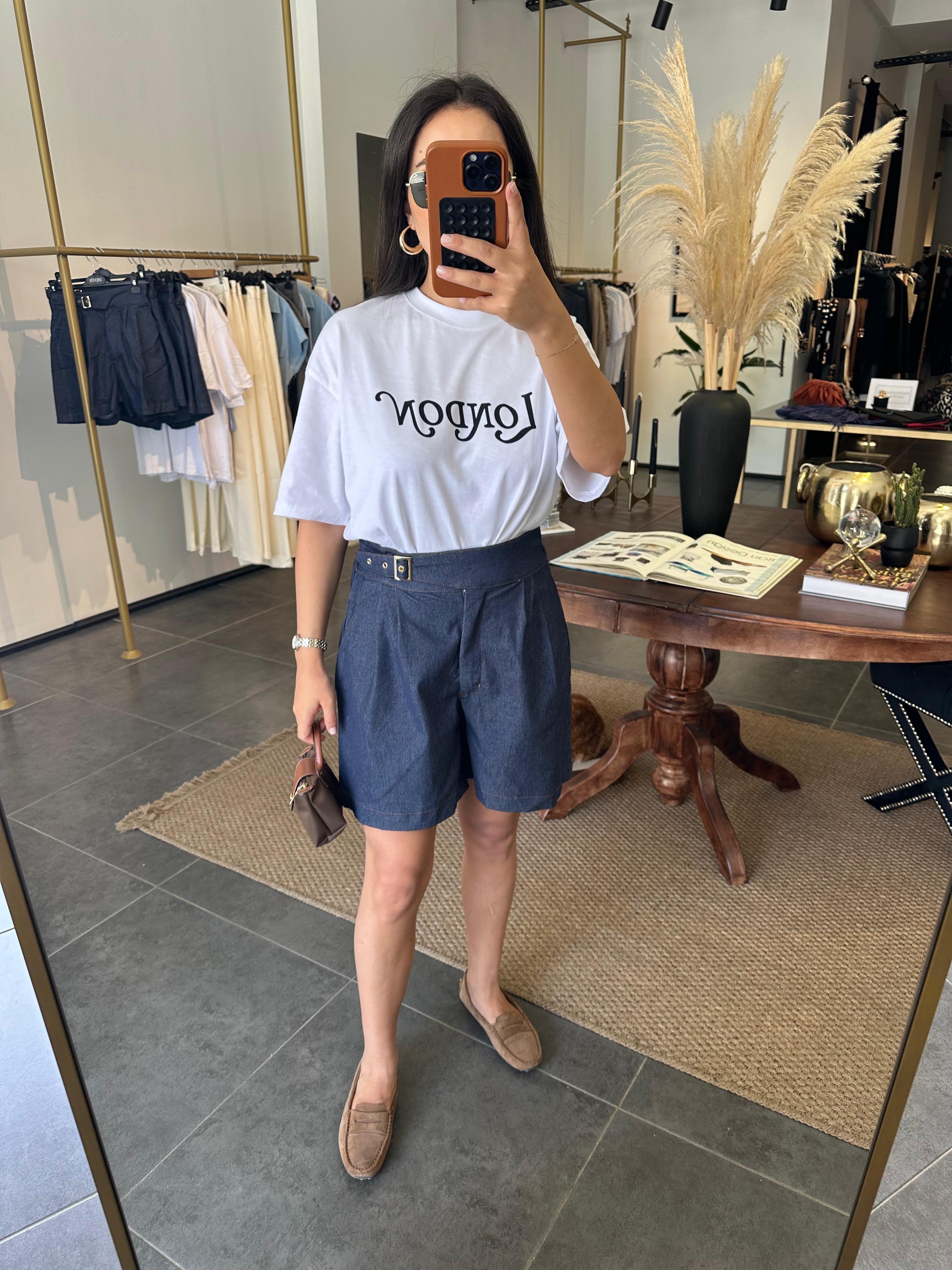 2823 London T-Shirt