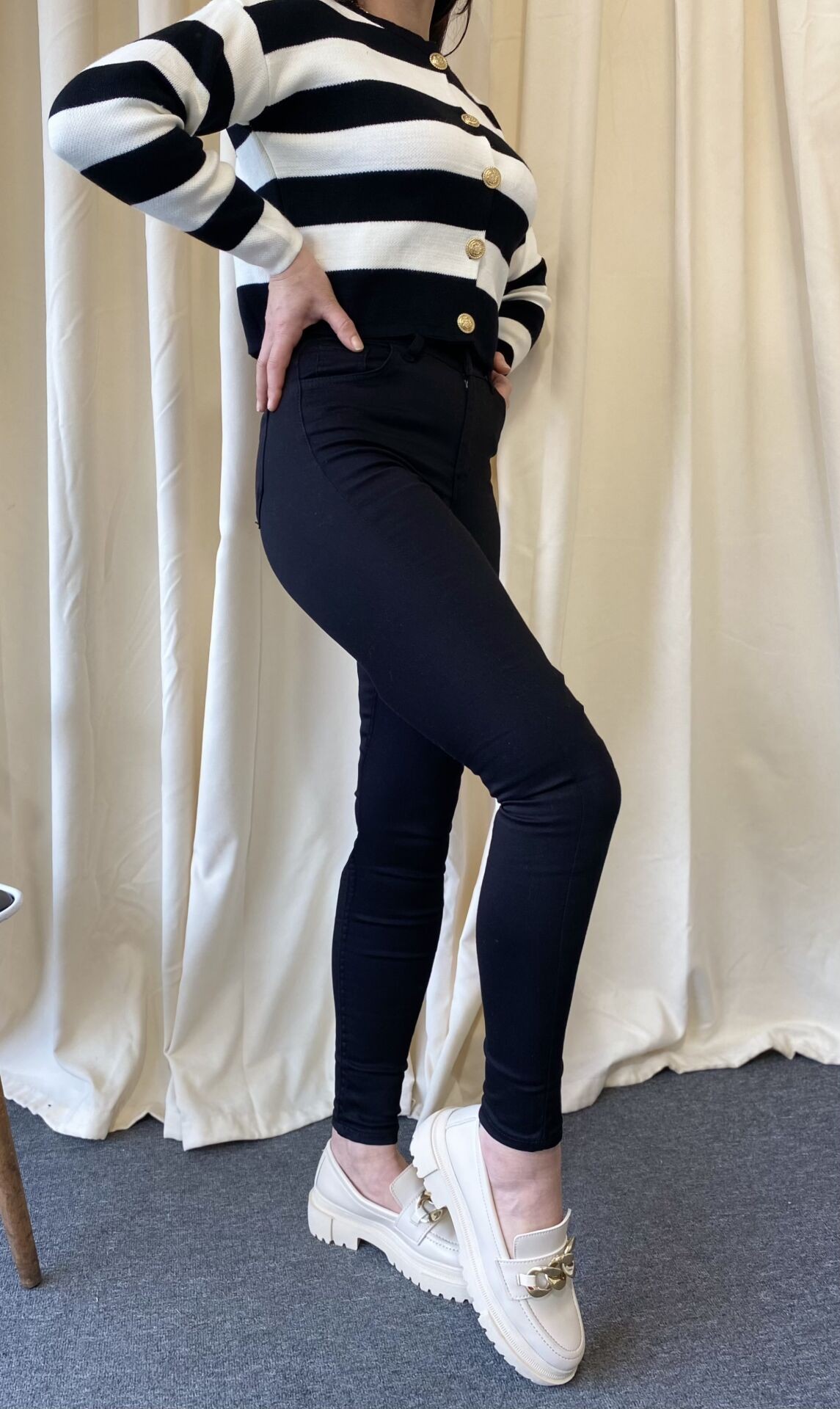 Siyah Likralı Skinny Jean
