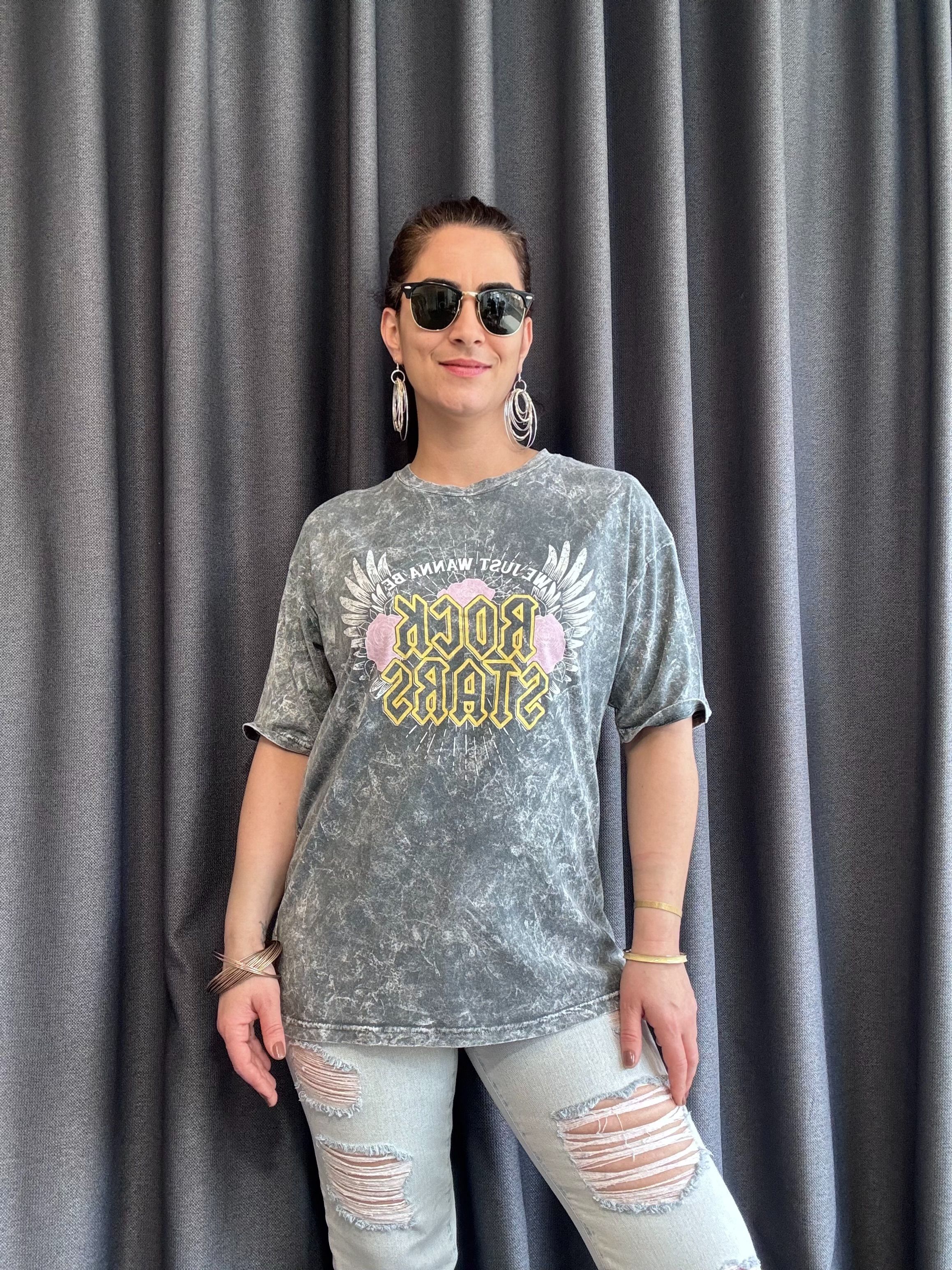 YIKAMALI YAZI BASKILI GRİ BERSHKA TSHİRT