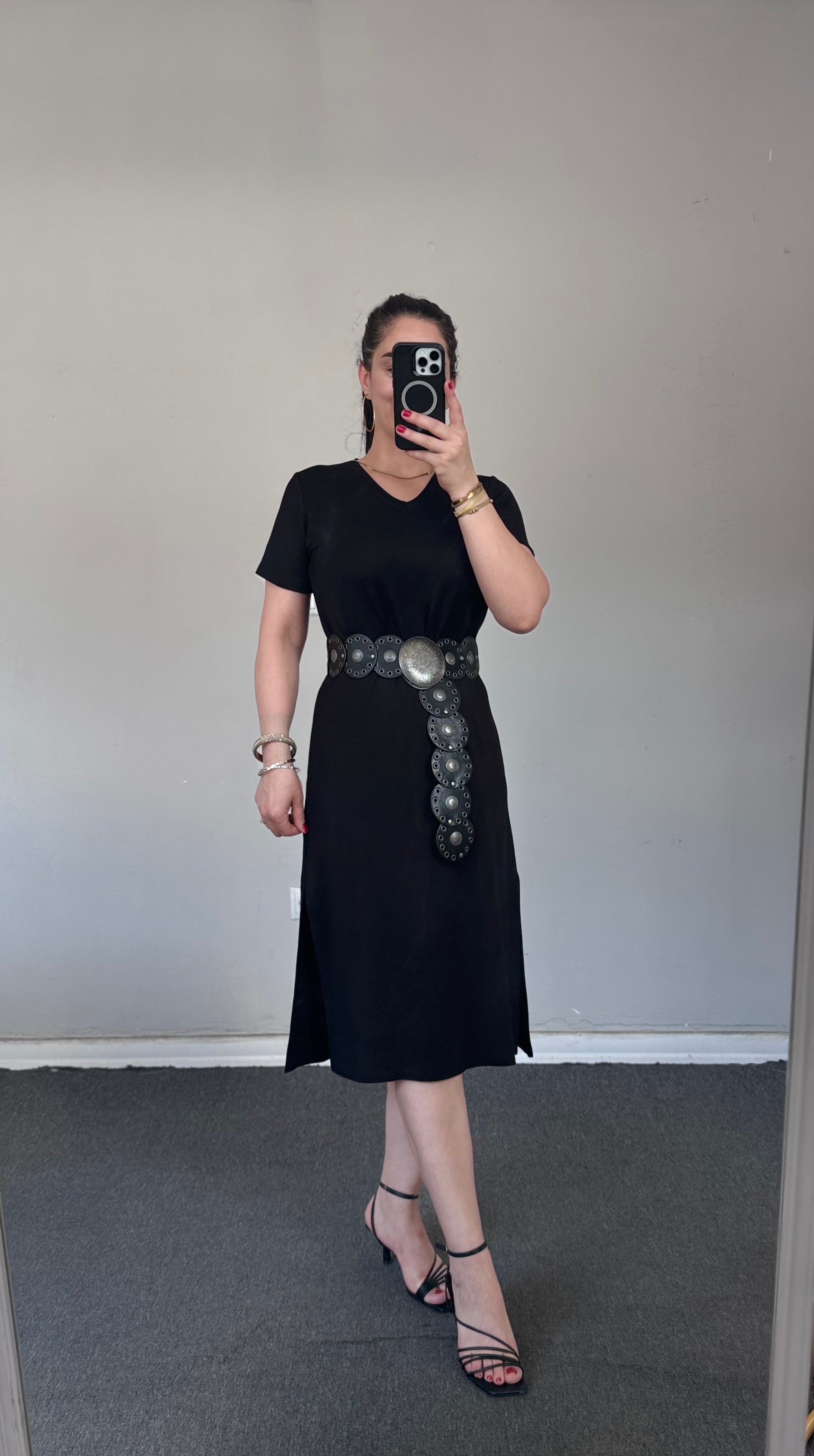 ZARA ETEĞİ YIRTMAÇLI SİYAH BASİC ELBİSE