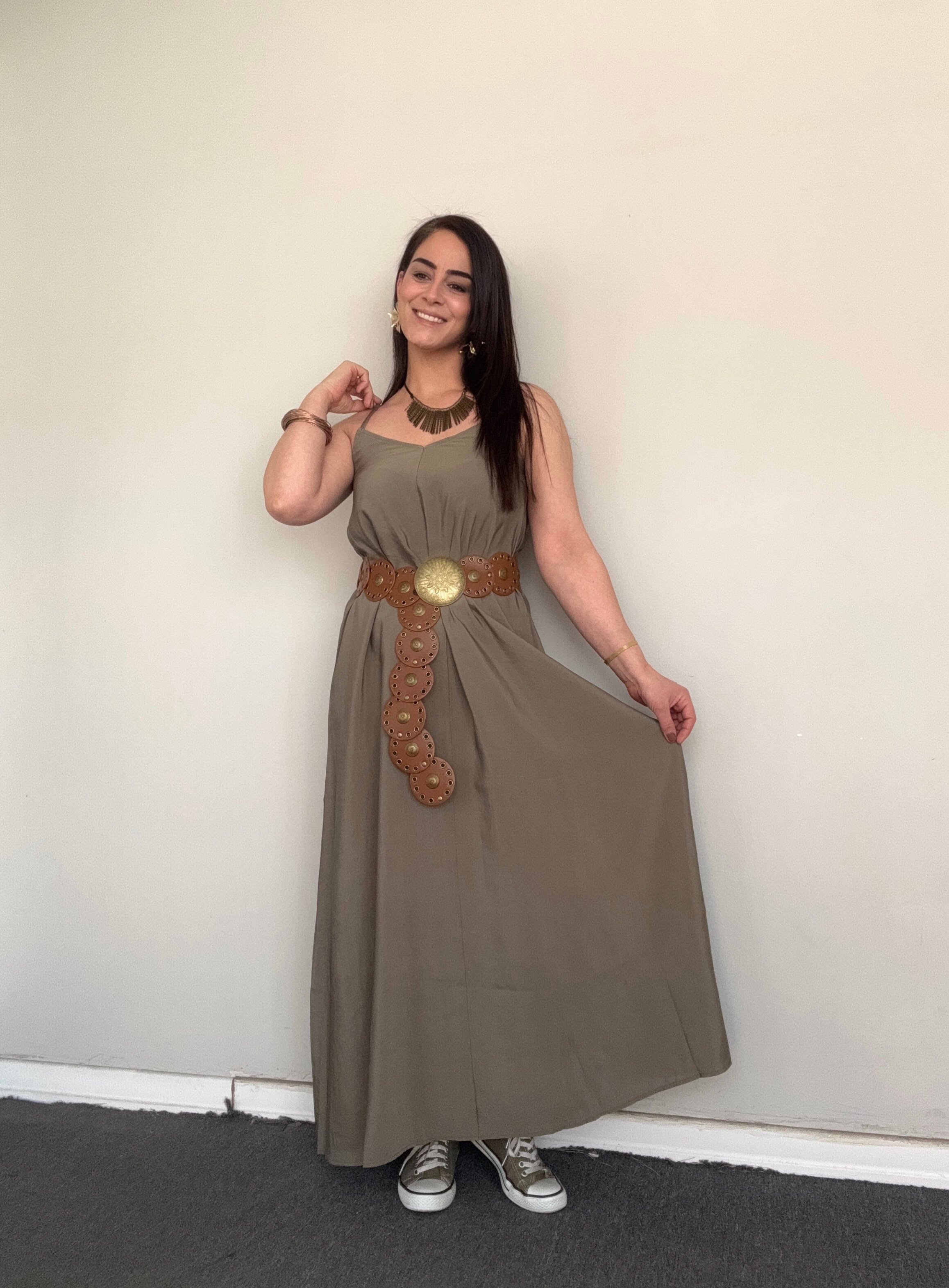 TENCEL KUMAŞ ASANSÖR ASKILI SALAŞ HAKİ ELBİSE
