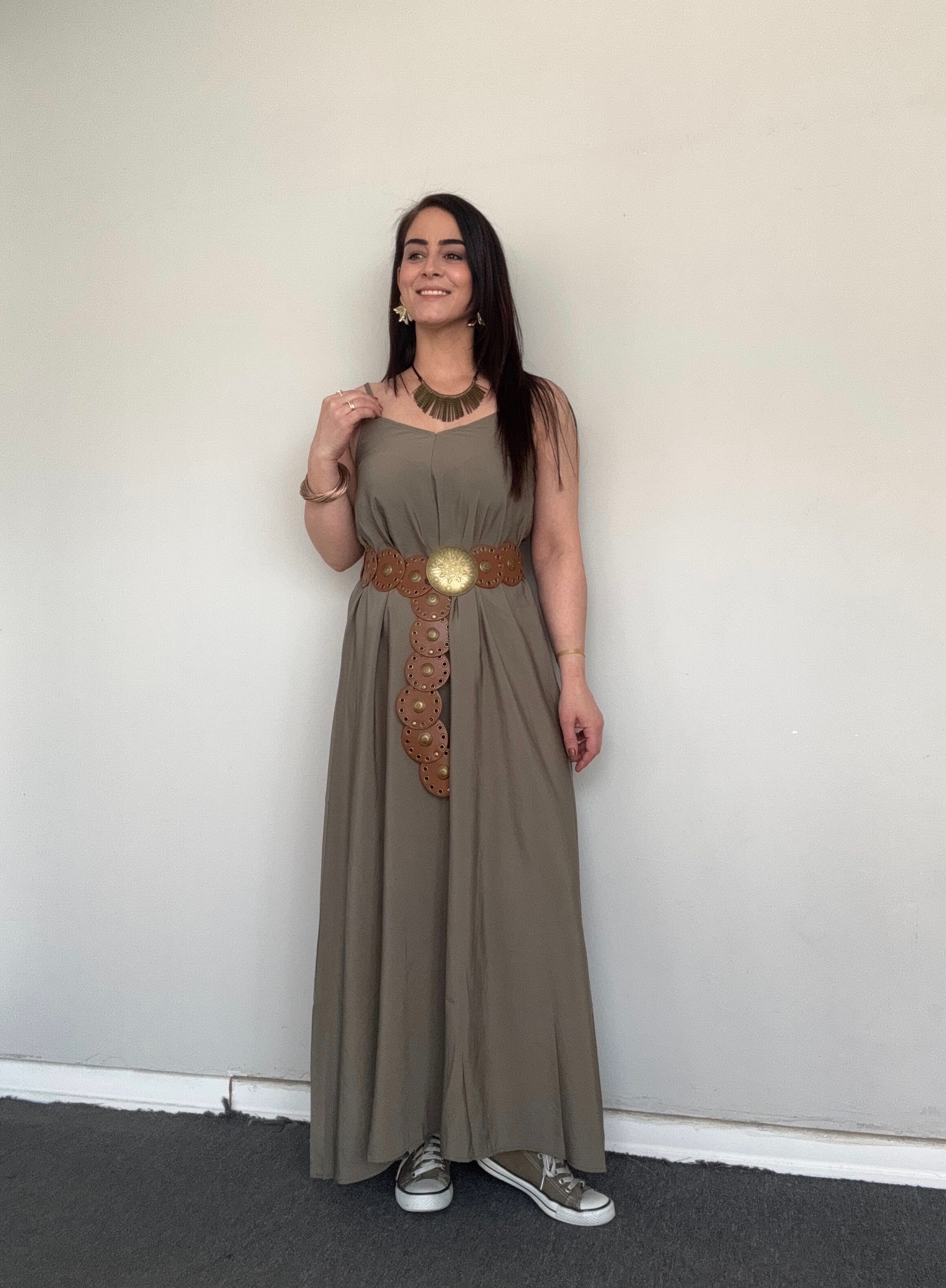 TENCEL KUMAŞ ASANSÖR ASKILI SALAŞ HAKİ ELBİSE