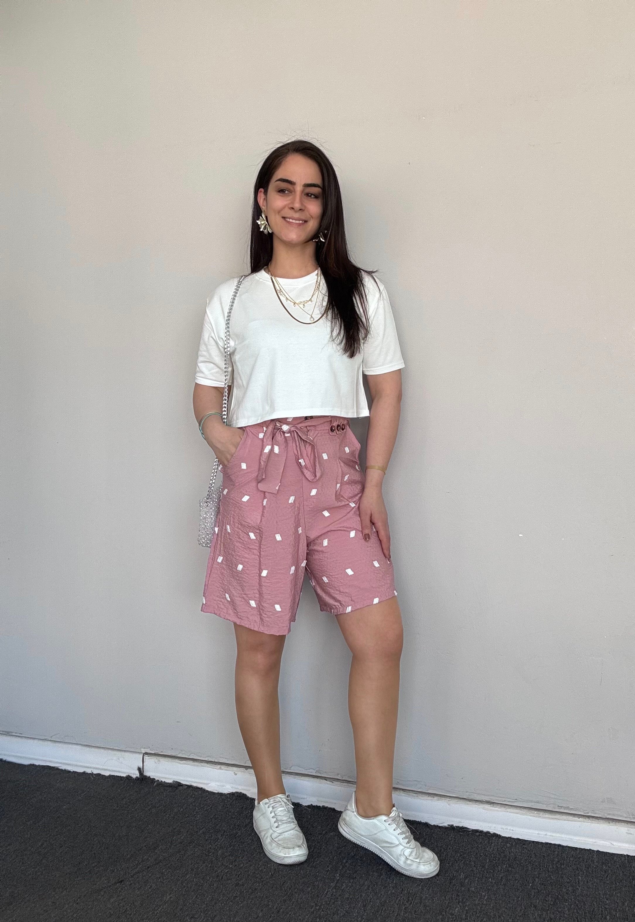 PUANTİYELİ KUŞAKLI ŞEHİR BOY PEMBE ŞORT