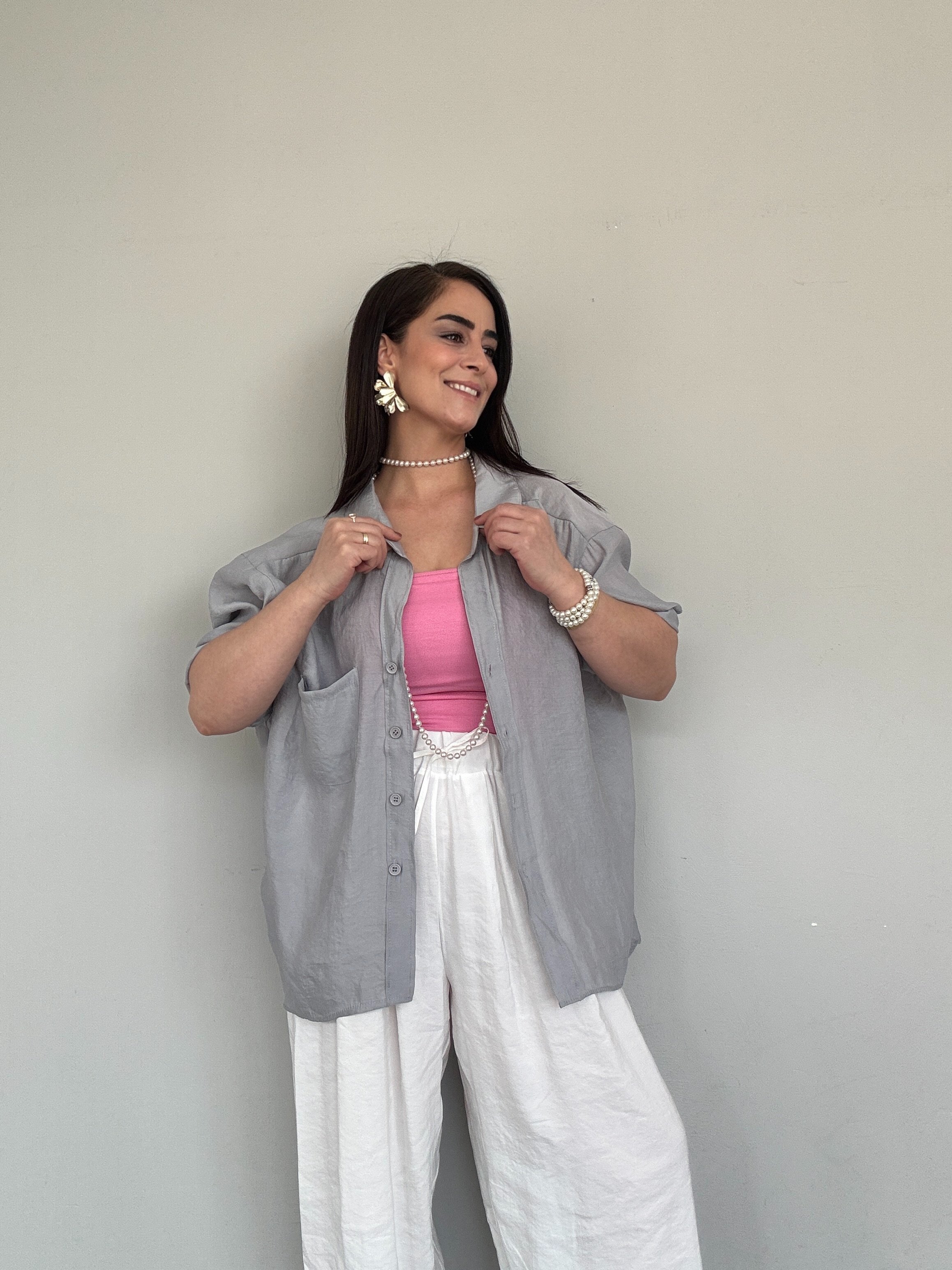 TENCEL KUMAŞ OVERSİZE CEPLİ GRİ GÖMLEK