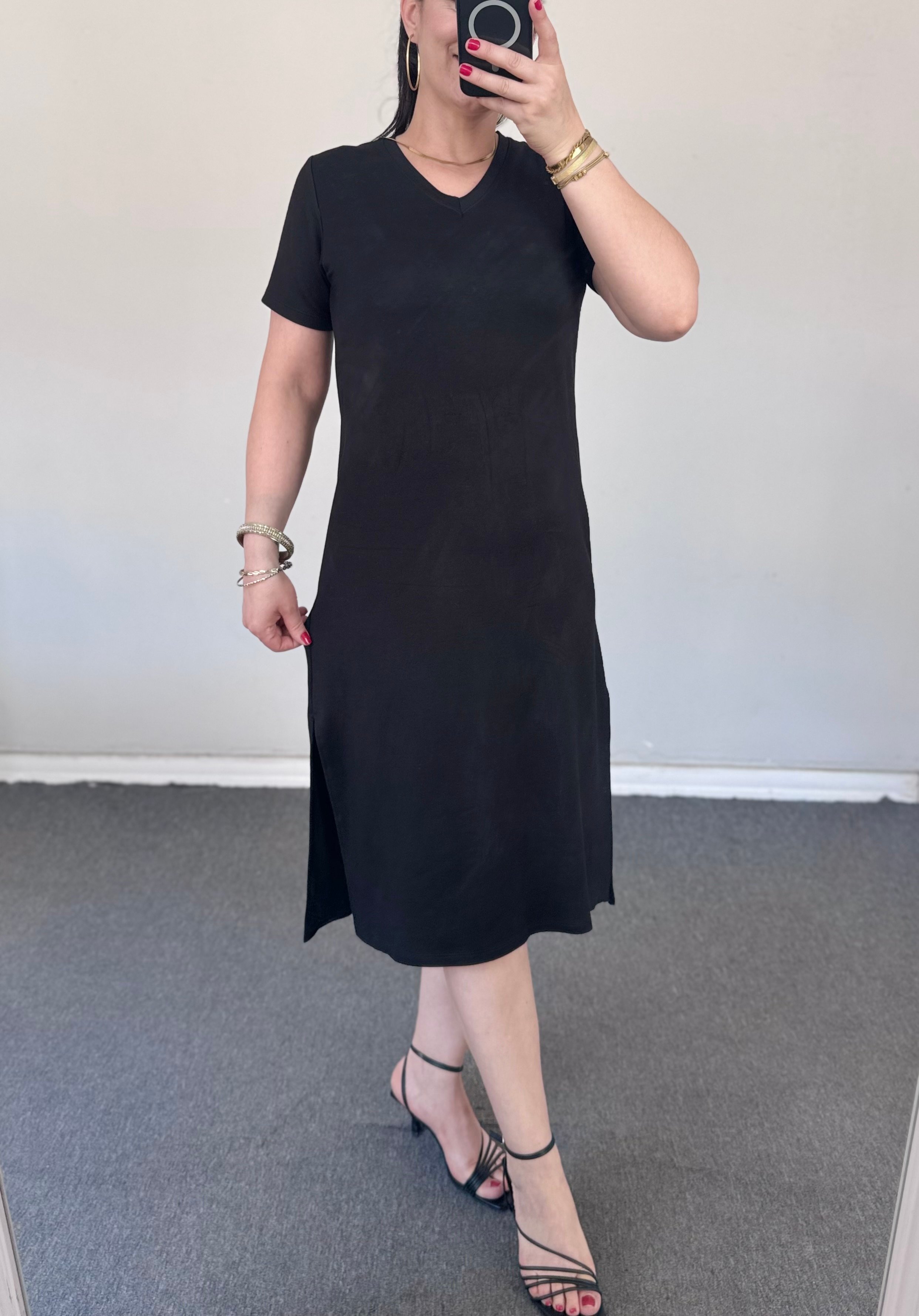 ZARA ETEĞİ YIRTMAÇLI SİYAH BASİC ELBİSE