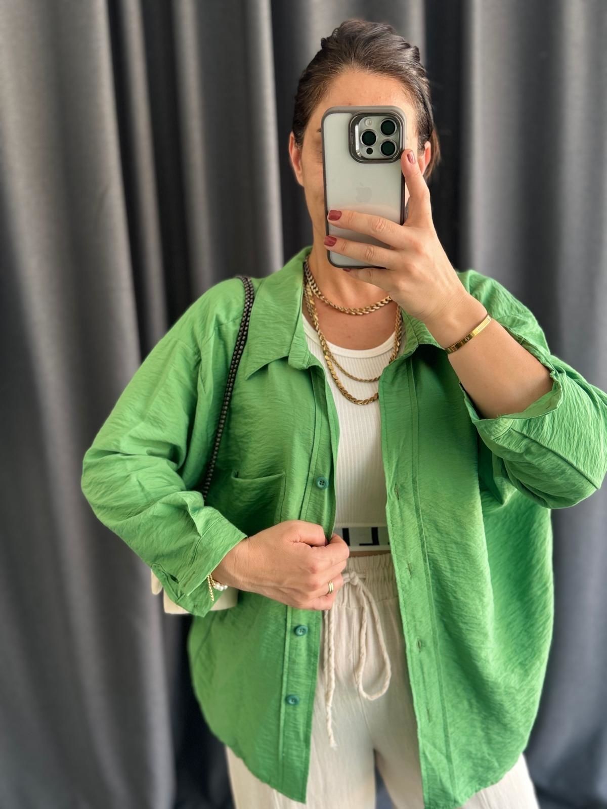 NEFES ALAN OVERSIZE YEŞİL GÖMLEK