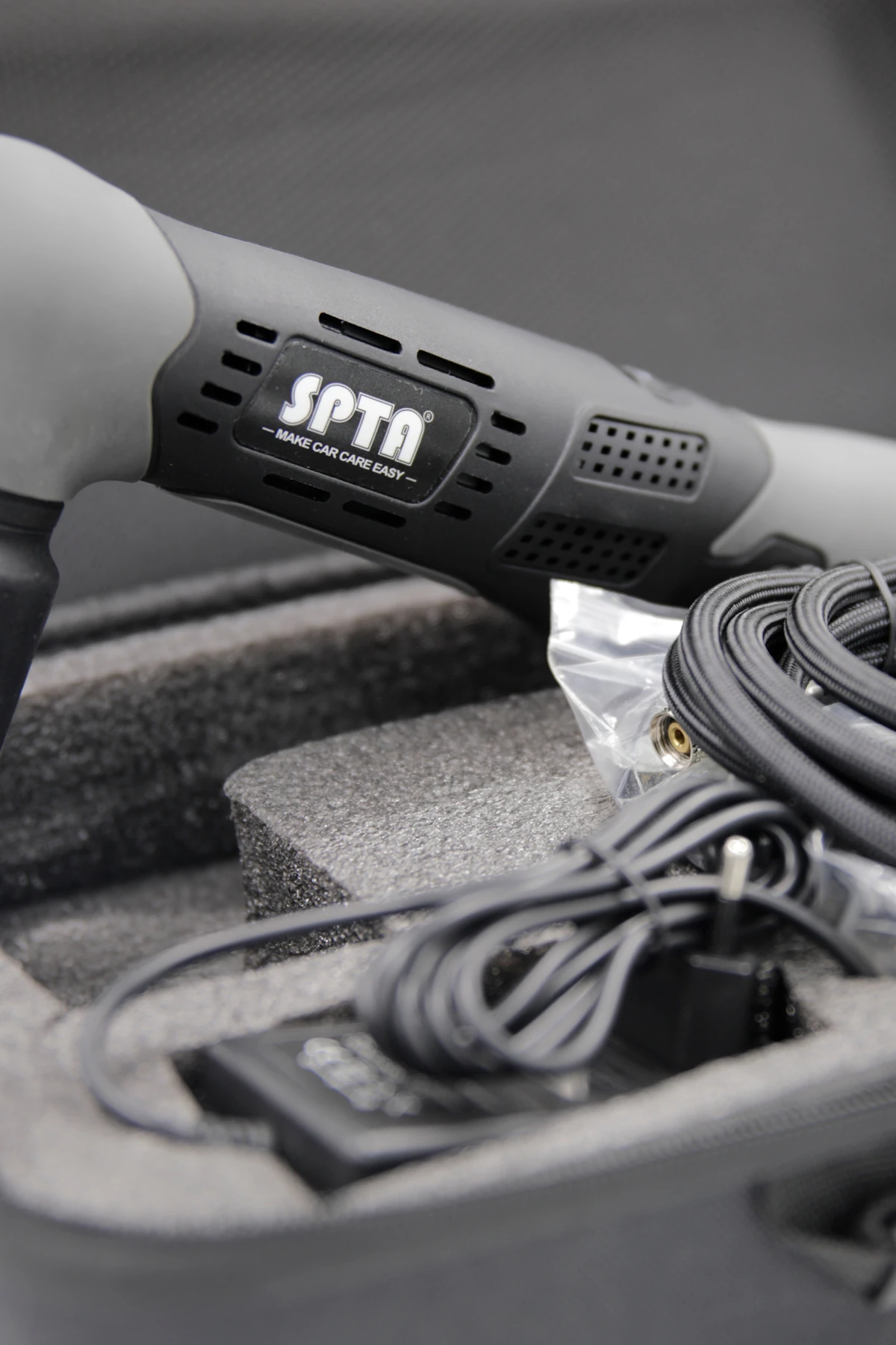 SPTA 12V ŞARJLI NANO ORBİTAL POLİSAJ MAKINESİ