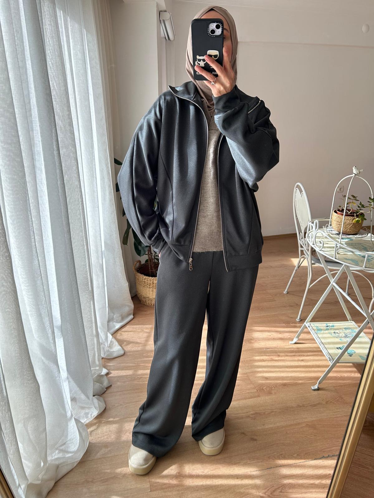 ÖNÜ FERMUARLI ÖRME EŞOFMAN TAKIM