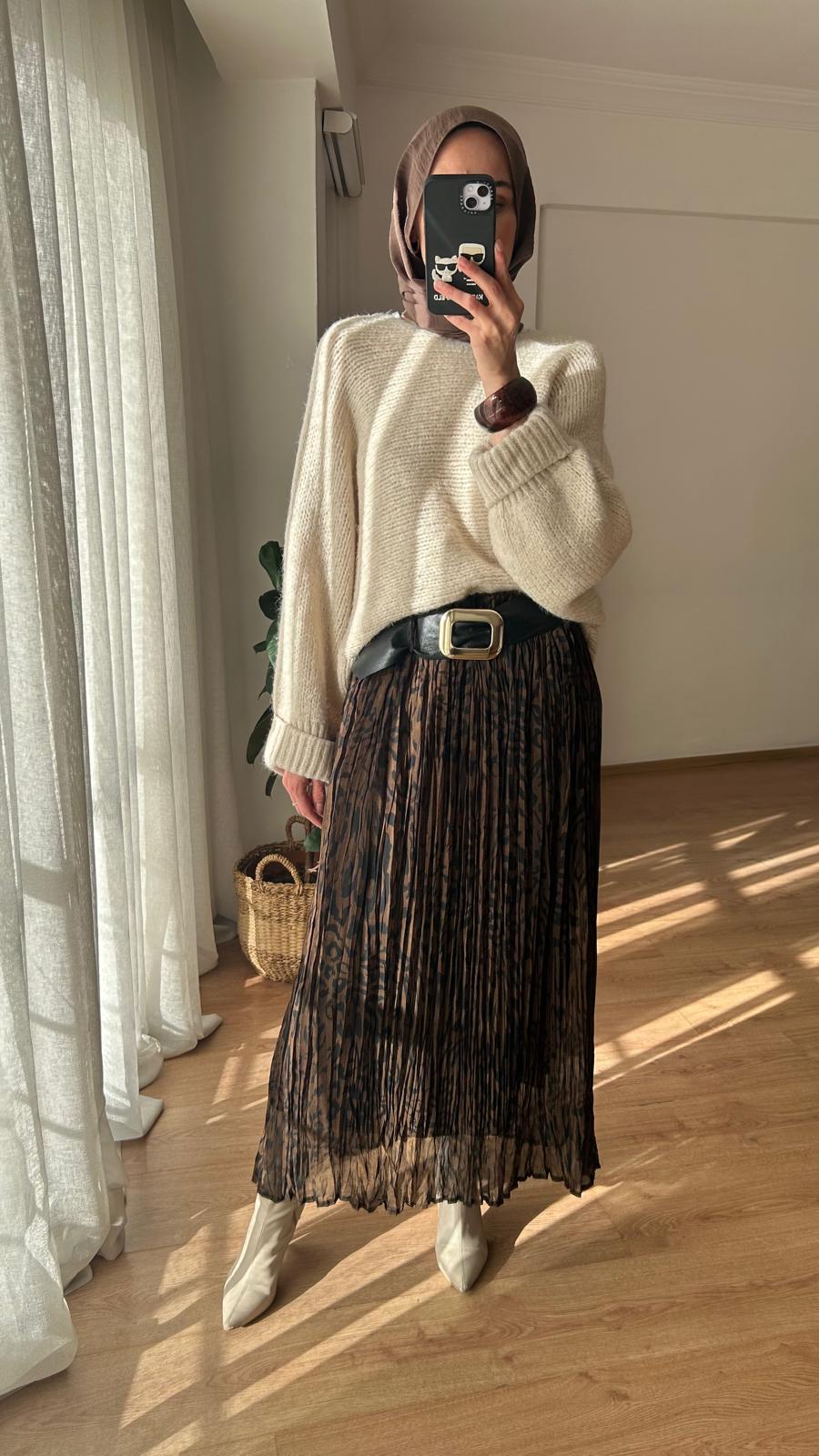 KIRASLI LEO DESEN ETEK