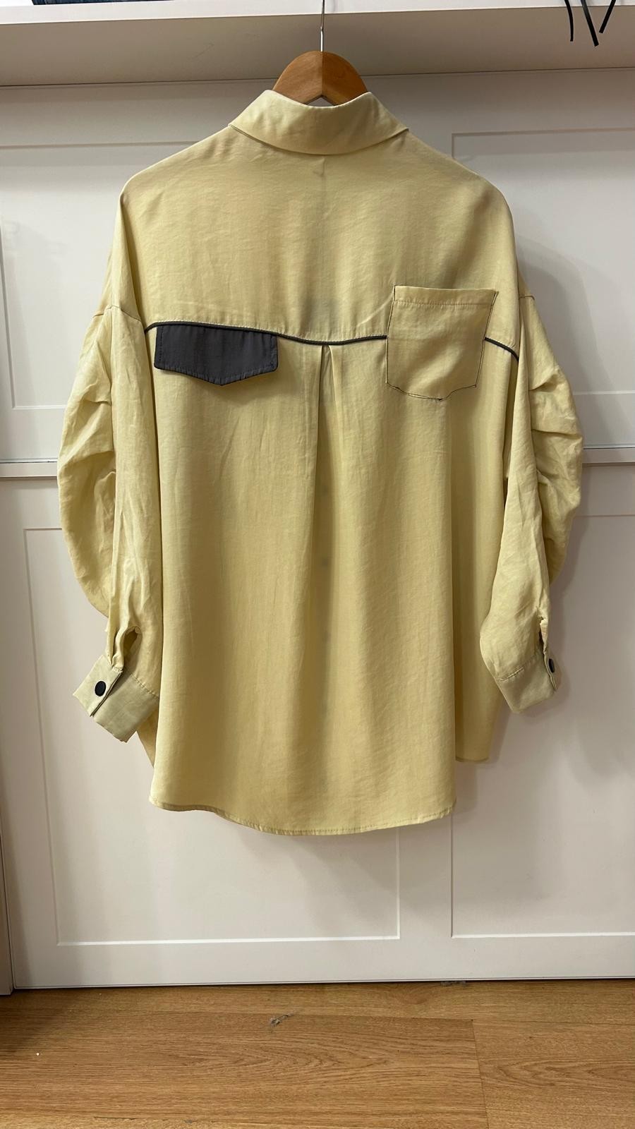 REGLAN KOL BİYELİ TASARIM GÖMLEK