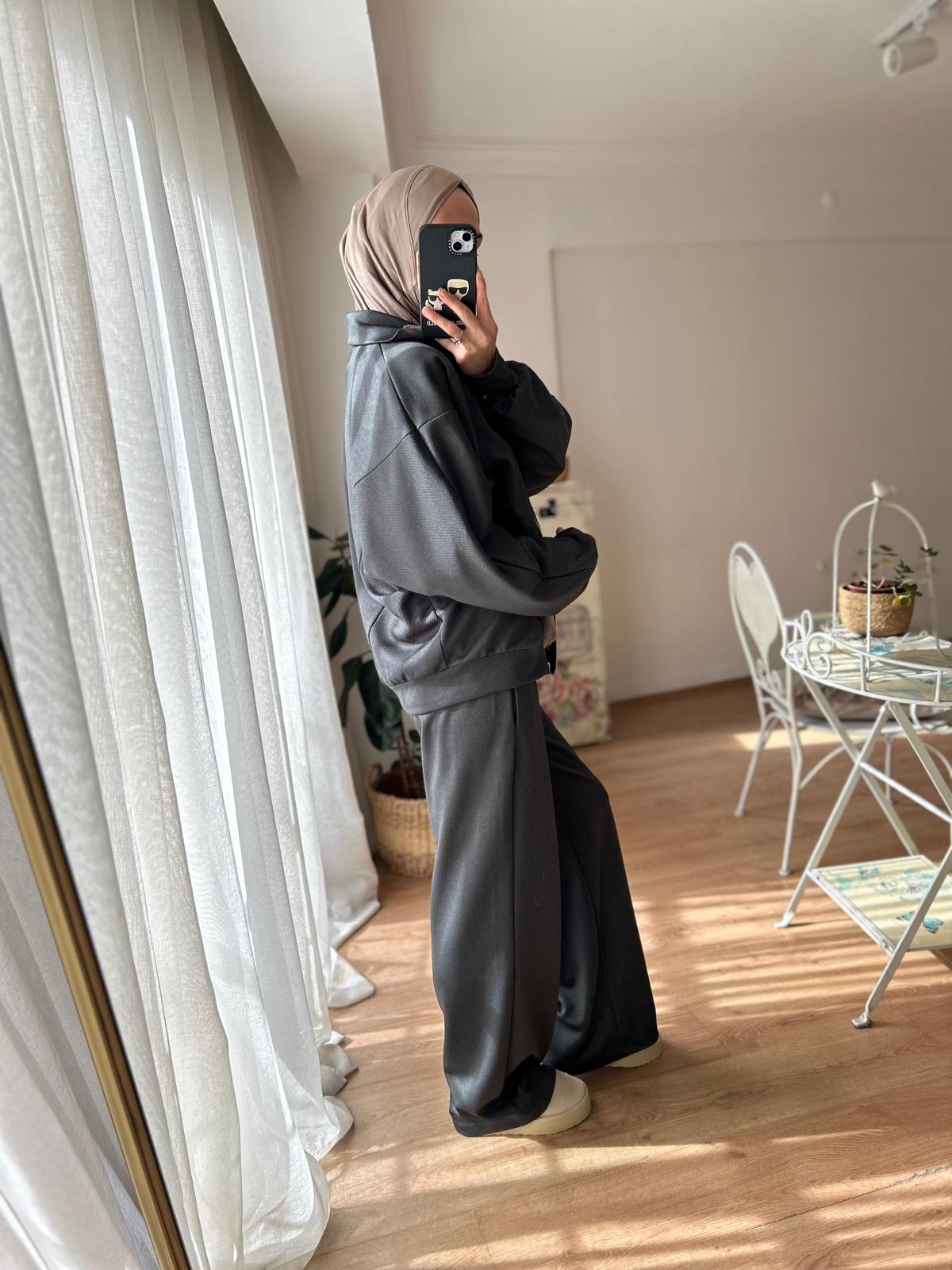 ÖNÜ FERMUARLI ÖRME EŞOFMAN TAKIM