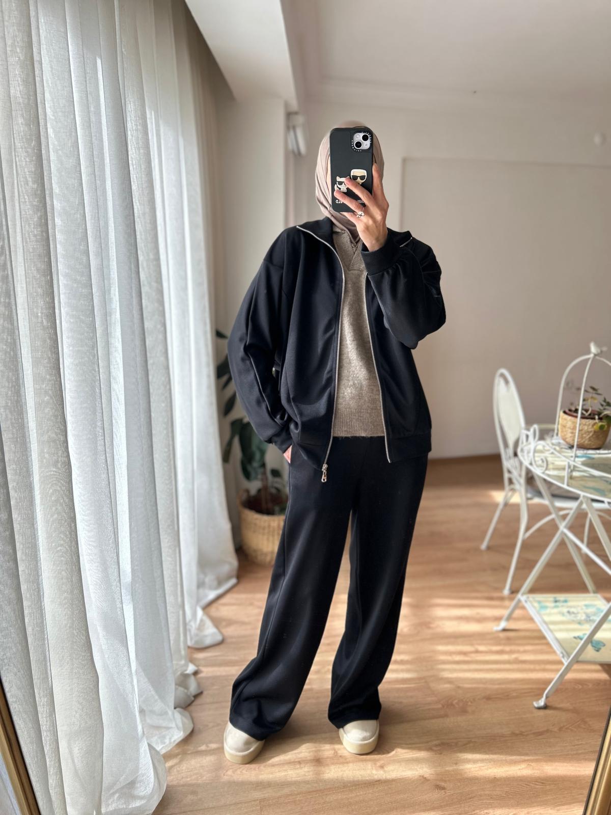 ÖNÜ FERMUARLI ÖRME EŞOFMAN TAKIM