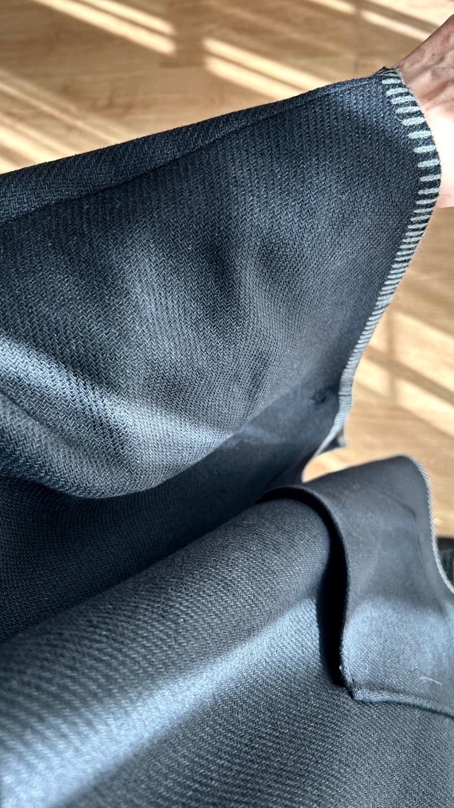 ORJ MARKA CEPLİ YÜN PANÇO