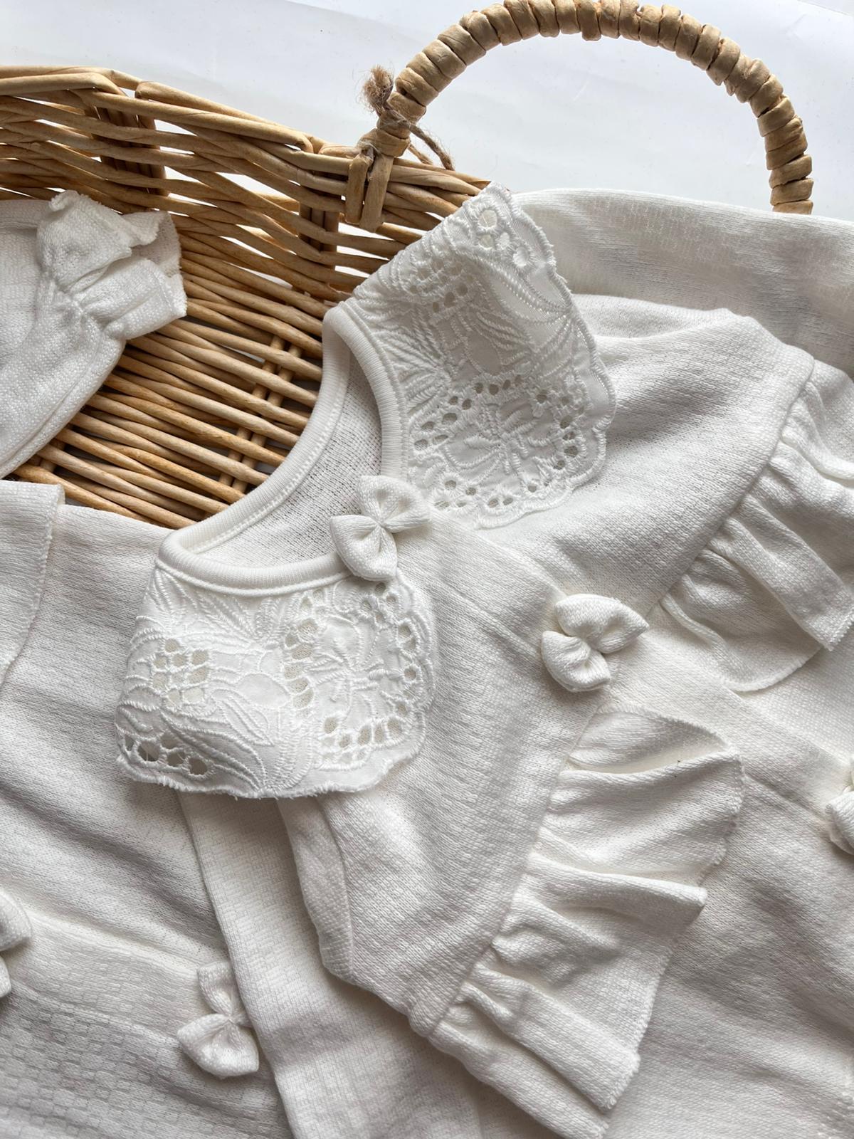 %100 Pamuk Fisto Yaka Fırfır Detaylı 10 Parça Yenidoğan Set