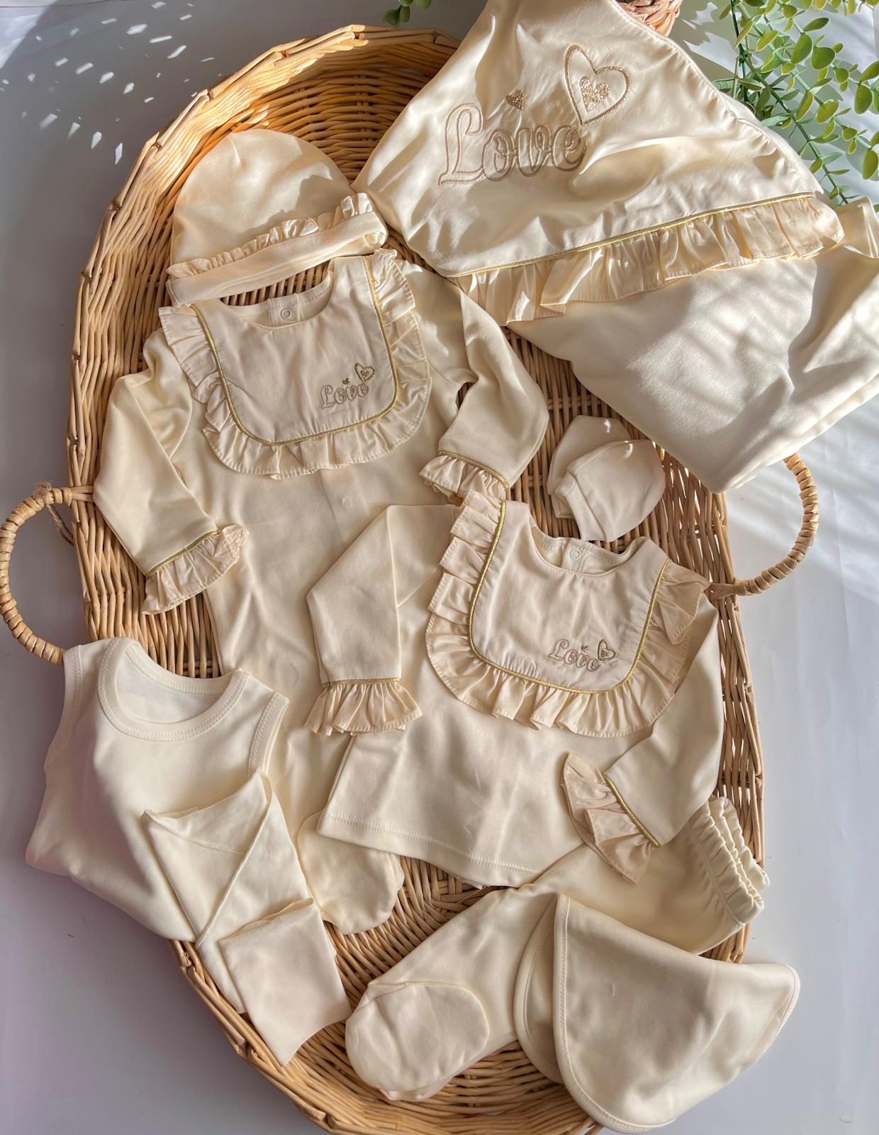 %100 Pamuk Premium Love Nakışlı 10 Parça Yenidoğan Set