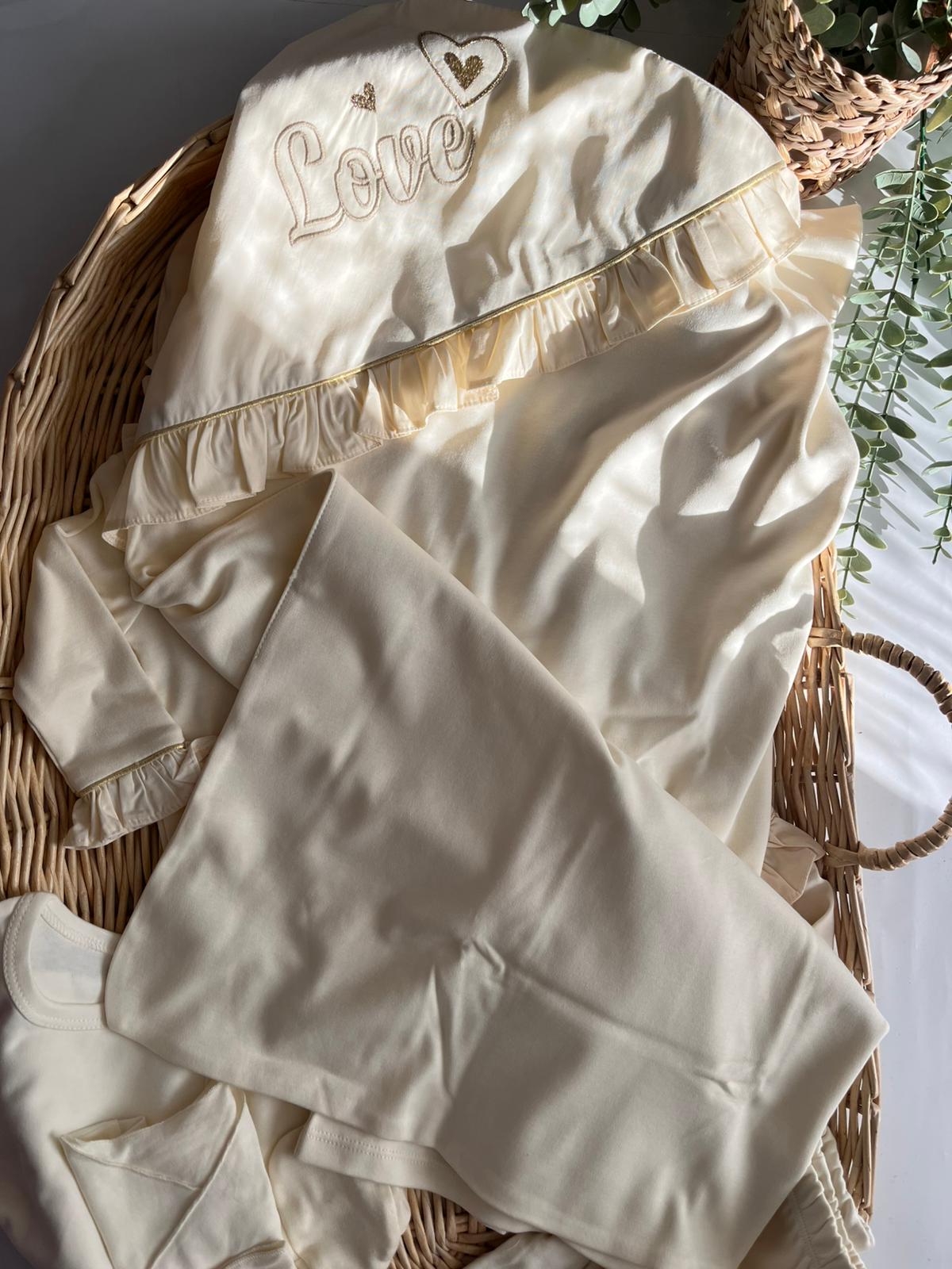 %100 Pamuk Premium Love Nakışlı 10 Parça Yenidoğan Set