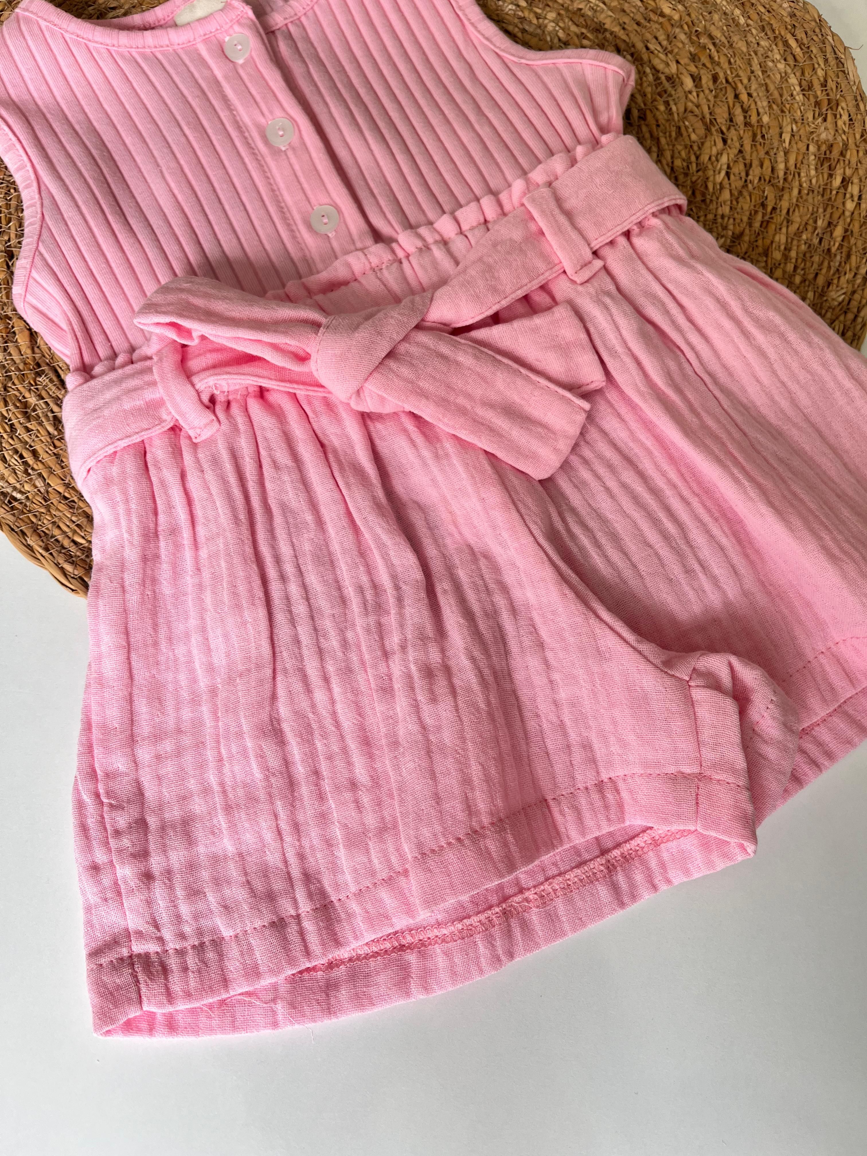 Fitilli Altı Müslin Bağlamalı Sort Tulum Pembe