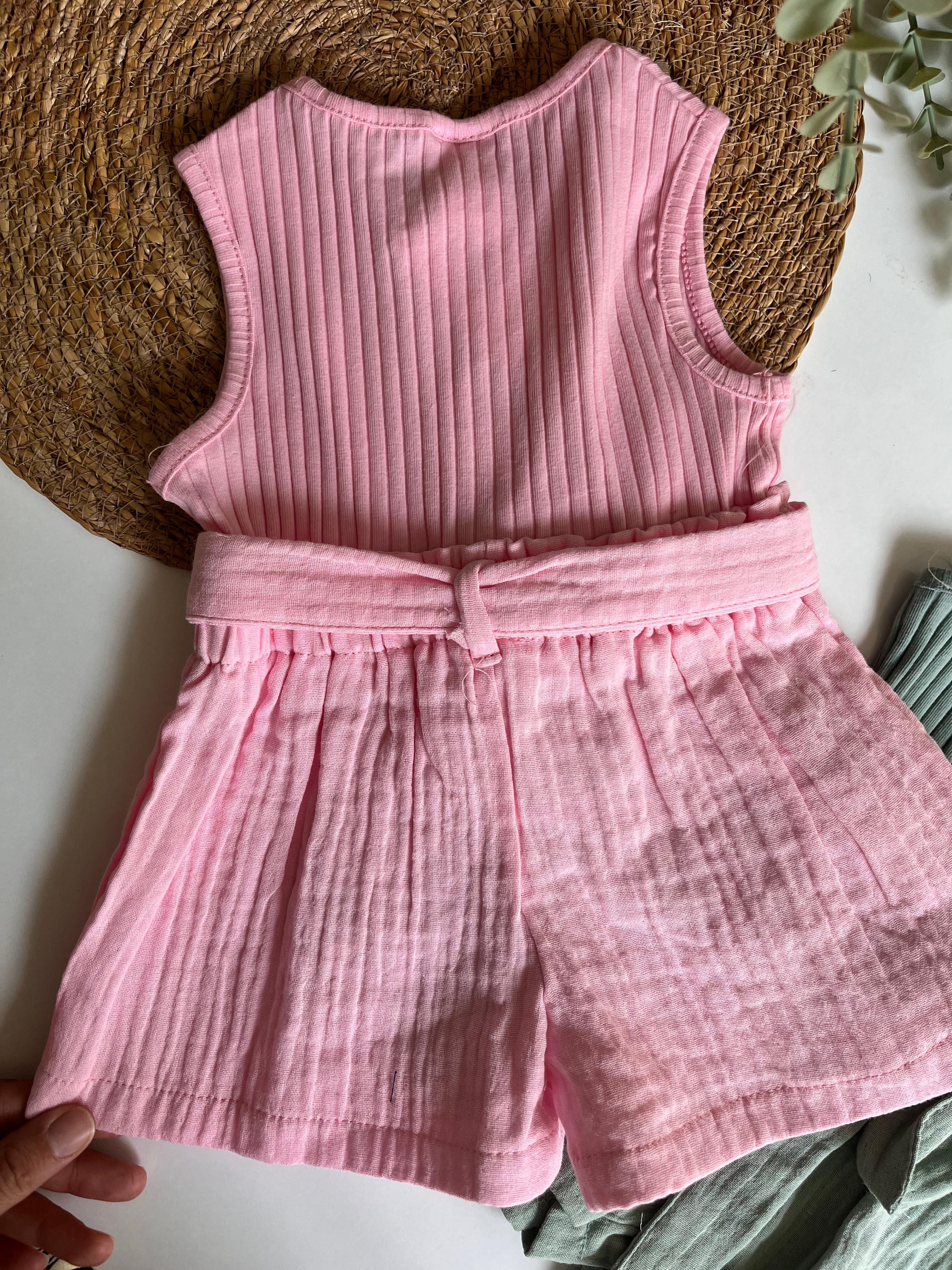 Fitilli Altı Müslin Bağlamalı Sort Tulum Pembe