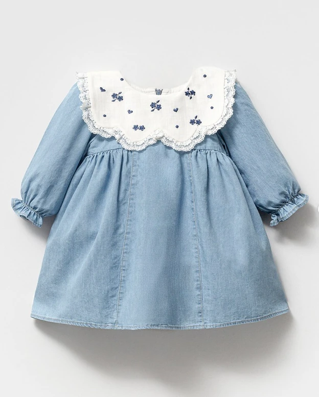 Çiçek Kalp Nakış Yakalı Kot Elbise 