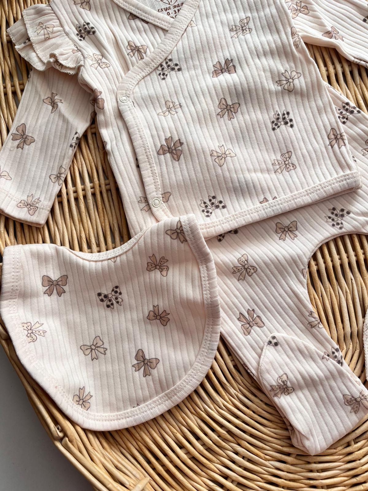 %100 Pamuk Kurdele Desen Omuz Detaylı 5'li Yenidoğan Set Kahve