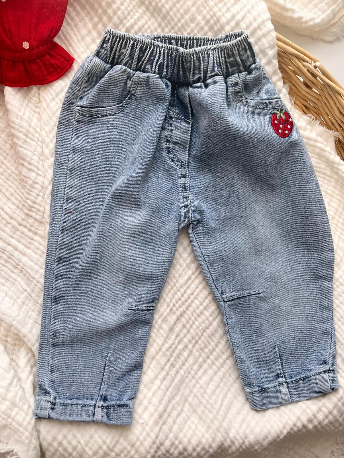Çilek Yaka detay Kot Pantolon Müslin Sweat Takım