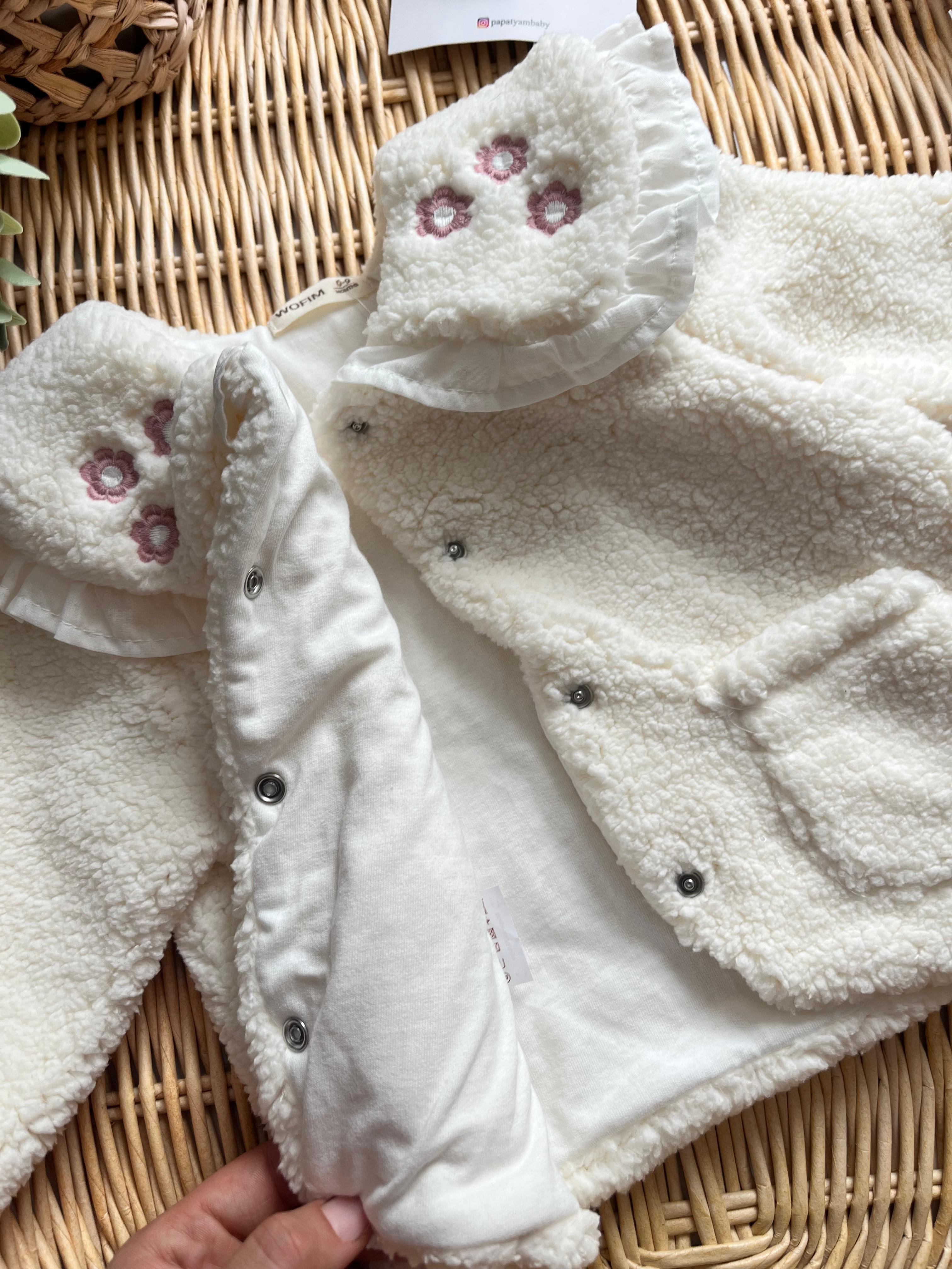 Yaka Nakışlı İçi Astarlı Peluş Ceket Ekru