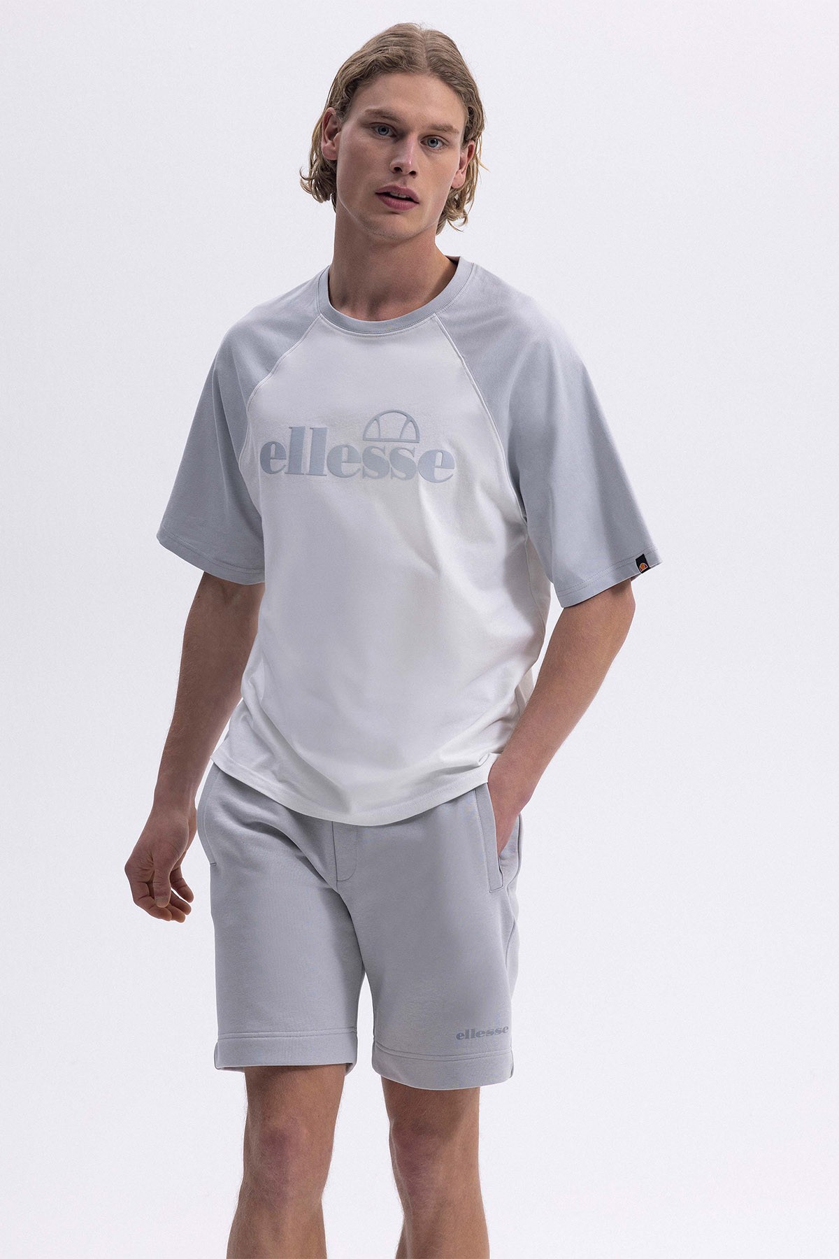 Ellesse Erkek Koyu Gri Tişört EM009-2-SGR
