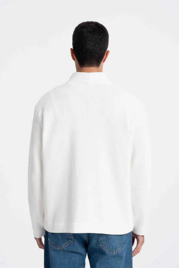 Düğmeli Selanik Beyaz Erkek Hırka 9584