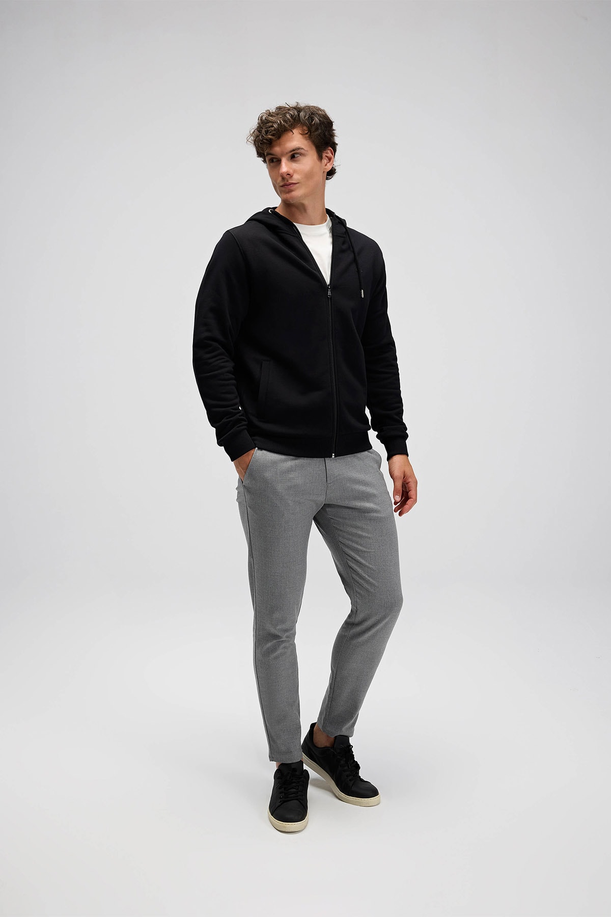 Erkek Fermuarlı Kapüşonlu Sweatshirt EM555-BK