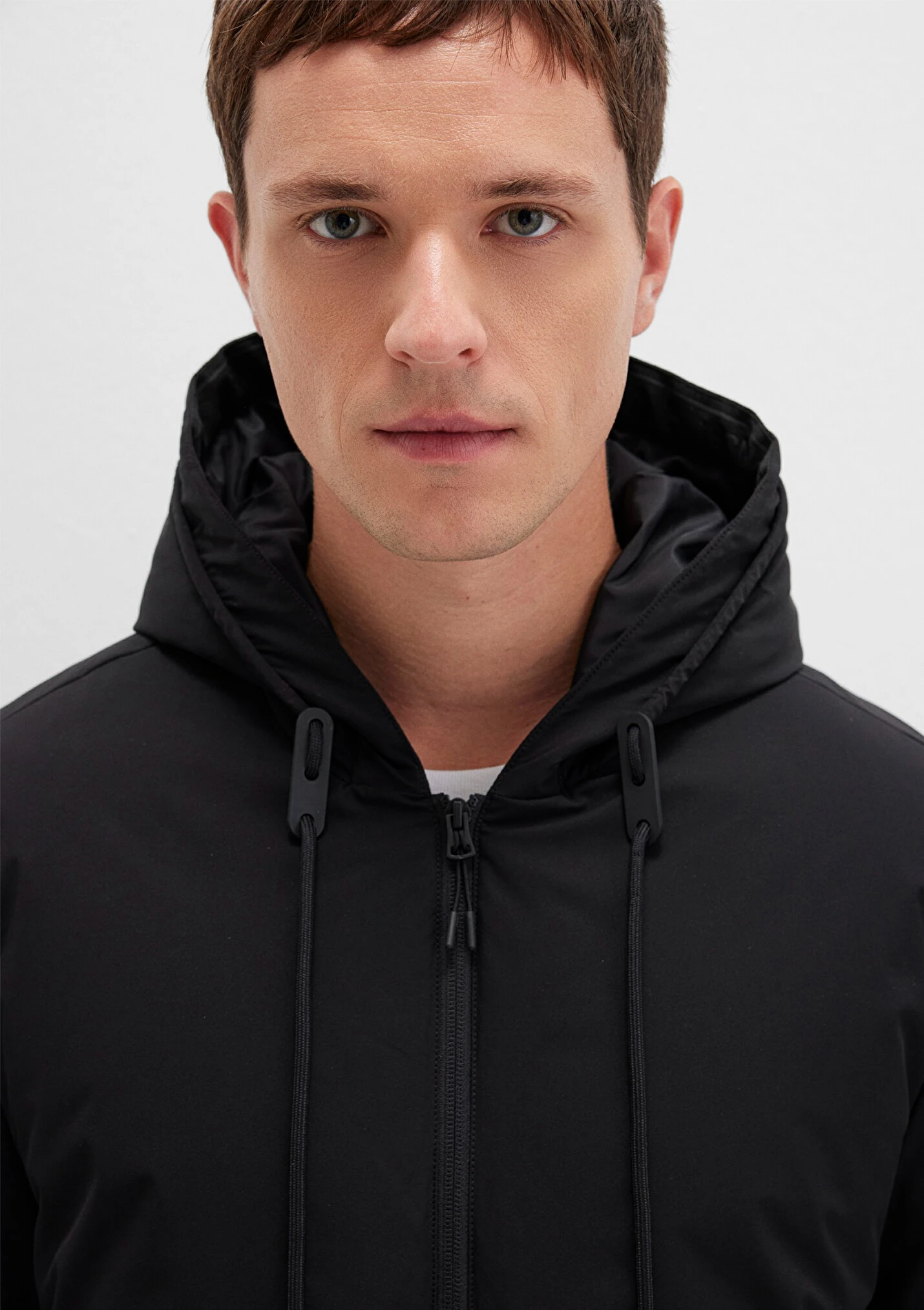 Kapüşonlu Siyah Şişme Erkek Mont 0110352-900