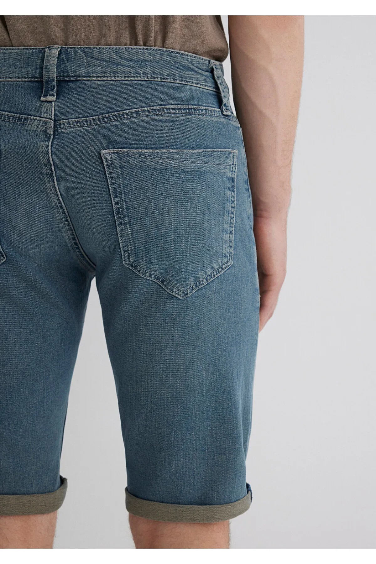 Mavi Nicholas Mavi Premium Vintage Puslu Indigo Jean Şort 0416089816