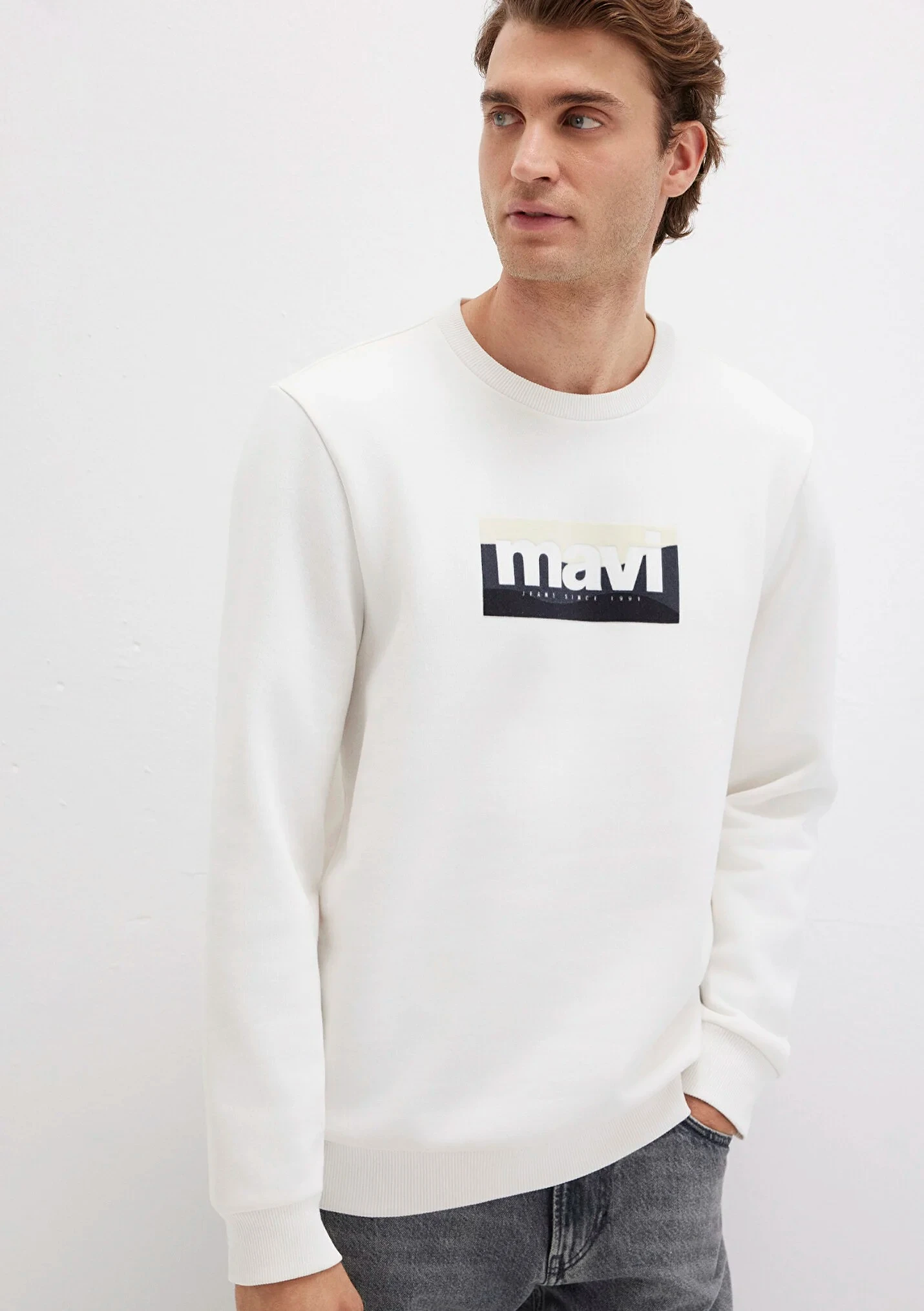 Beyaz Erkek Sweatshirt