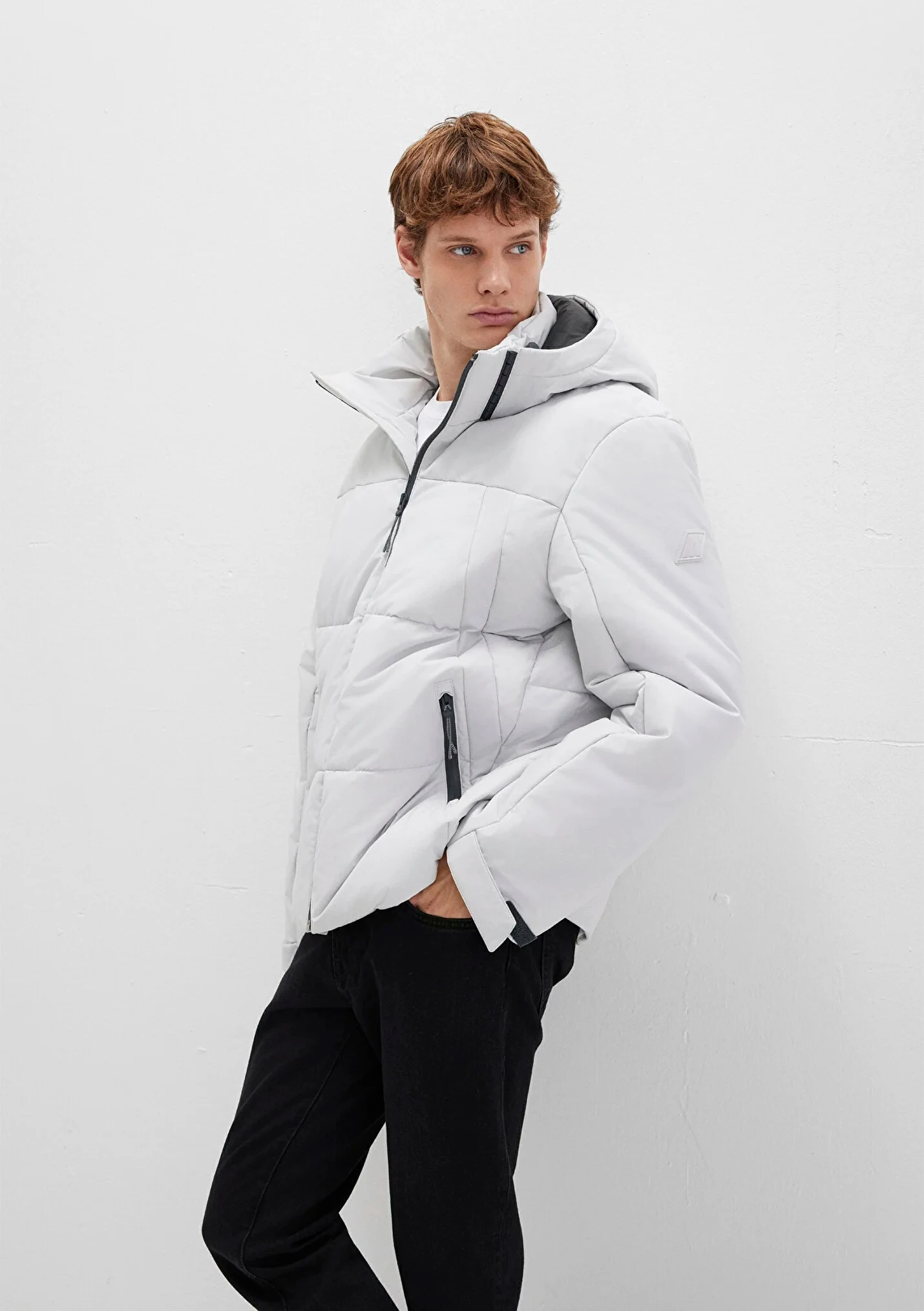 Erkek Kapüşonlu Gri Şişme Mont