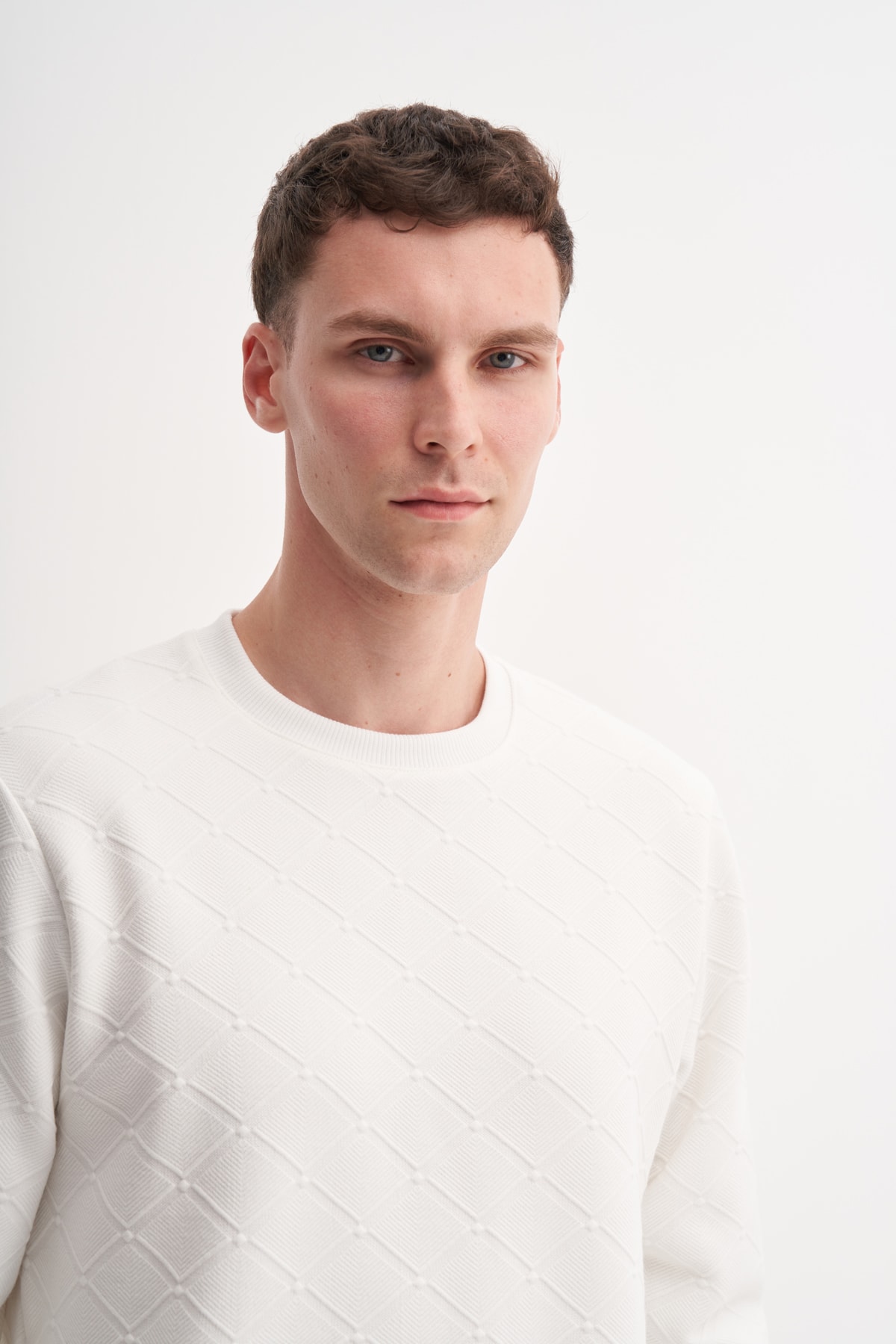 Baklava Desenli Kapitone Jakar Erkek Ekru Sweatshirt CAZ 53410