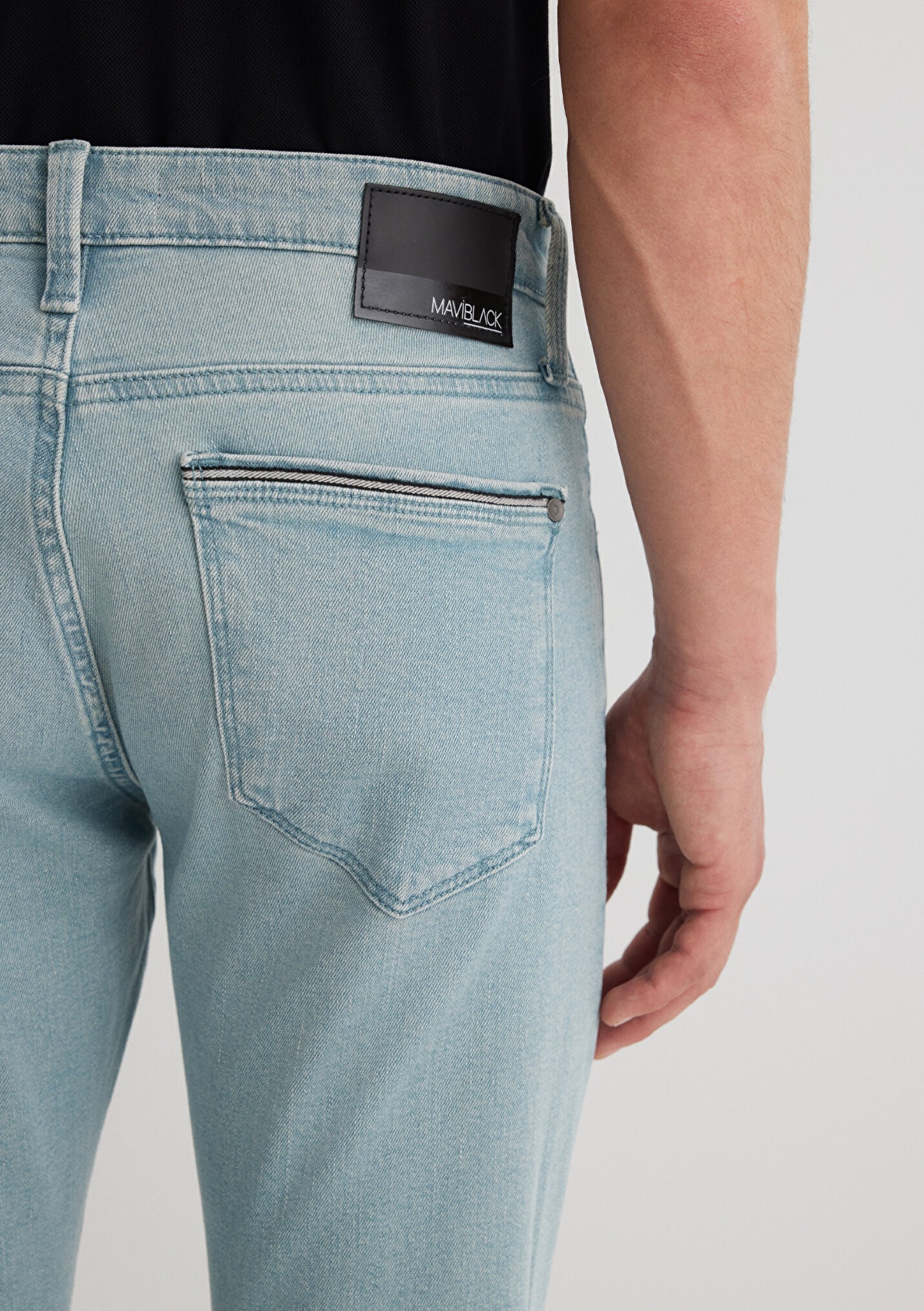 Mavi JAMES Mavi Black Vintage Açık Mavi Erkek Jean Pantolon 0042489802