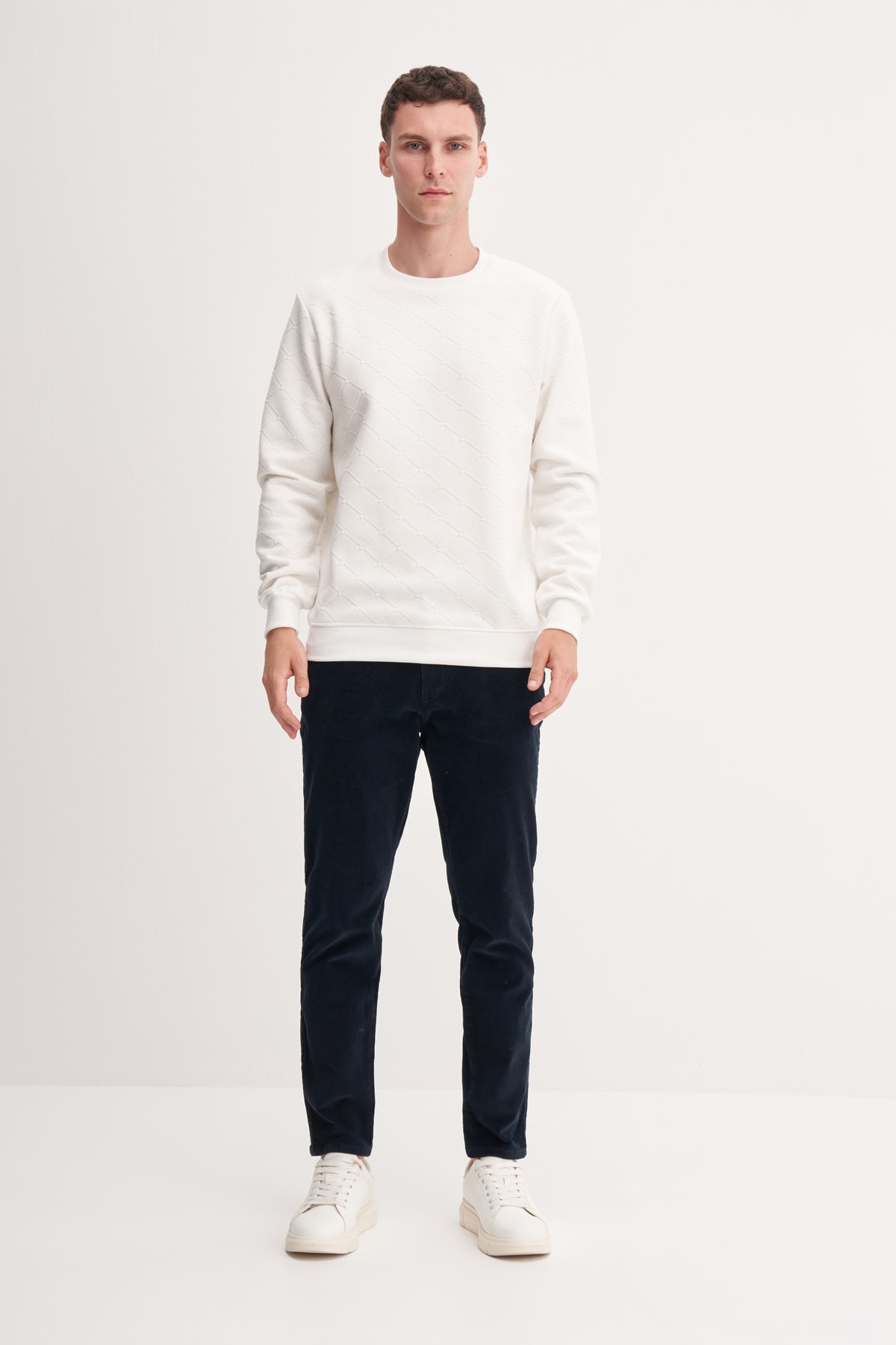Baklava Desenli Kapitone Jakar Erkek Ekru Sweatshirt CAZ 53410