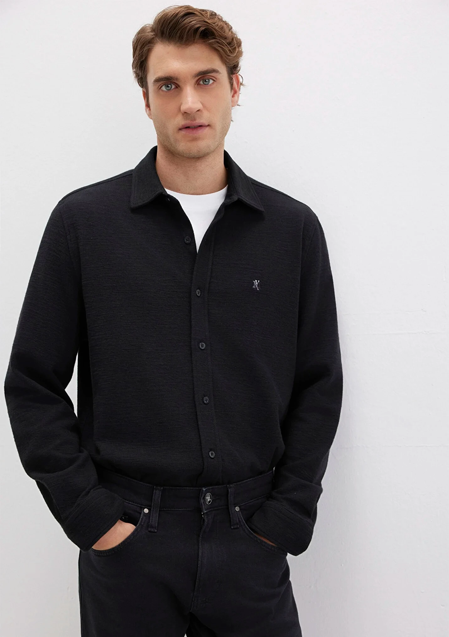 Erkek Uzun Kol Siyah Gömlek