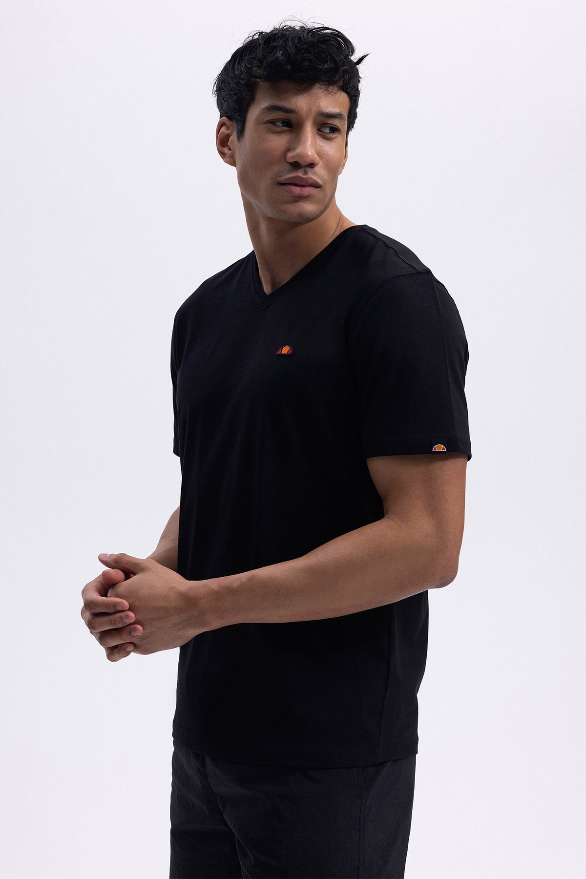 Ellesse Erkek Siyah V Yaka Tişört EM186-1-BK